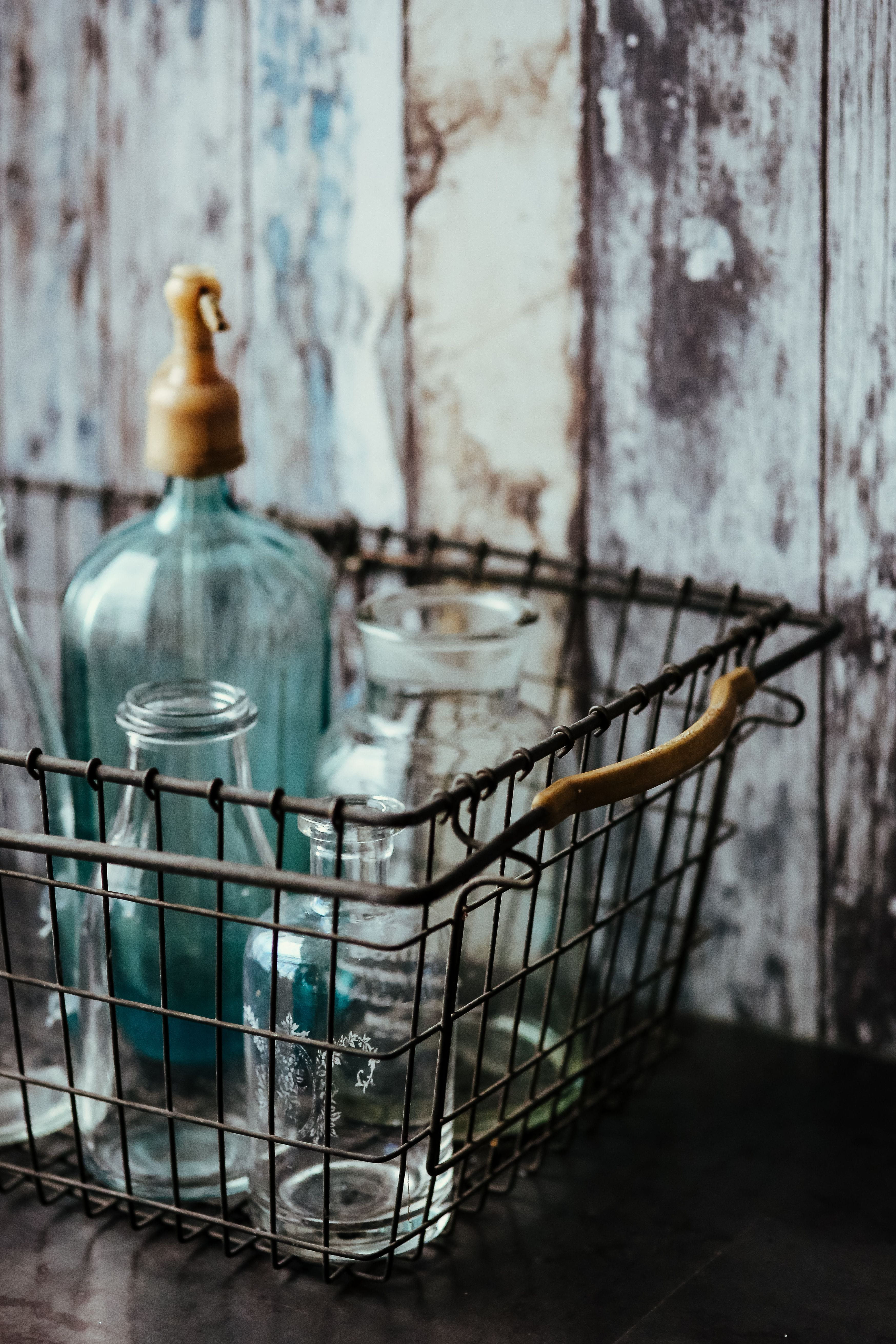 indoors, still life, abandoned, home, no people, Collection, mesh, domestic room, close-up, focus on foreground, hygiene, glass - material, body care, metal, Phone HD Wallpaper