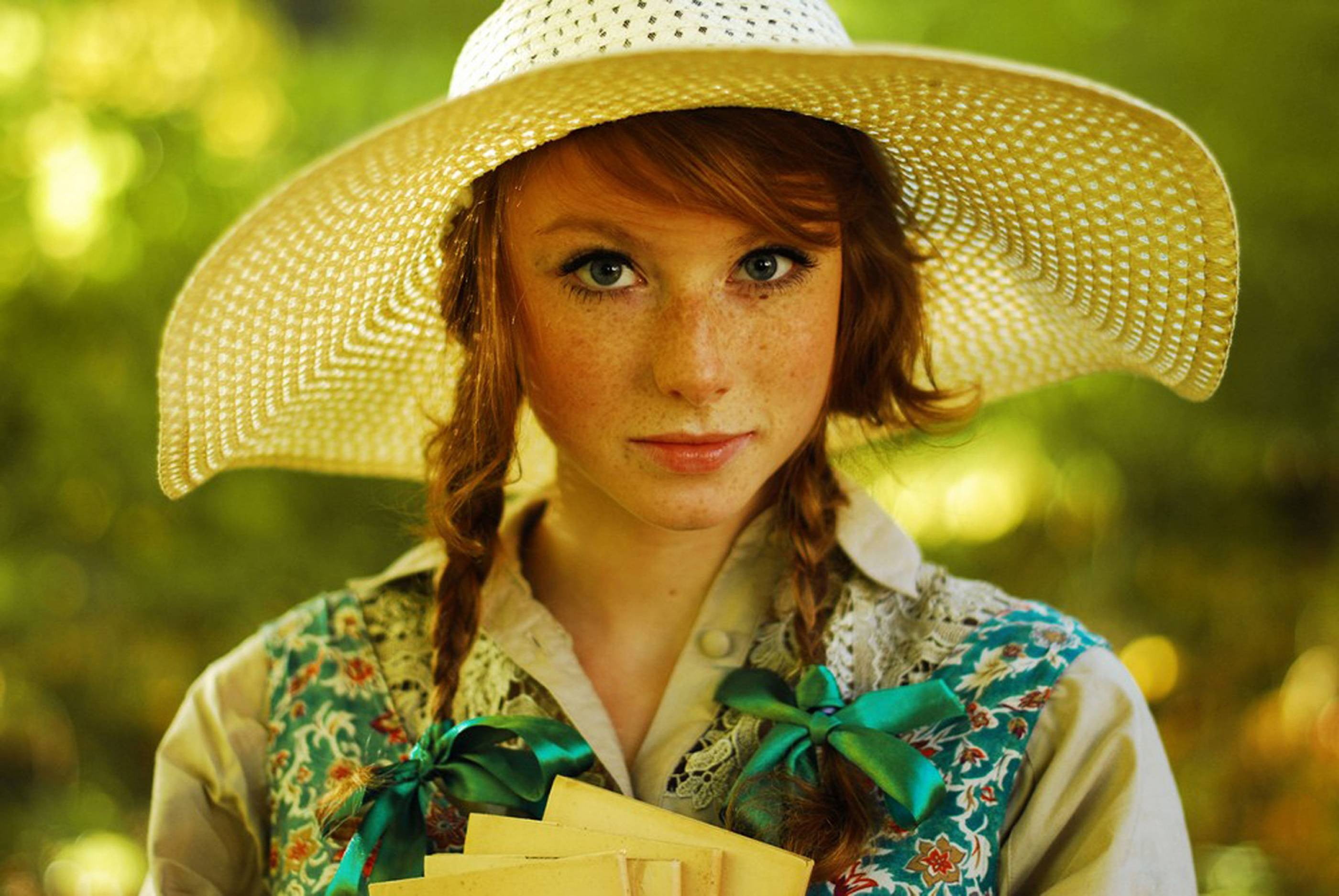 sun hat, women, solo, young adult, adult, redhead, clothing, 2K, hairstyle, looking at camera, beautiful people, one person, hair, beauty, headshot, freckles, HD Wallpaper