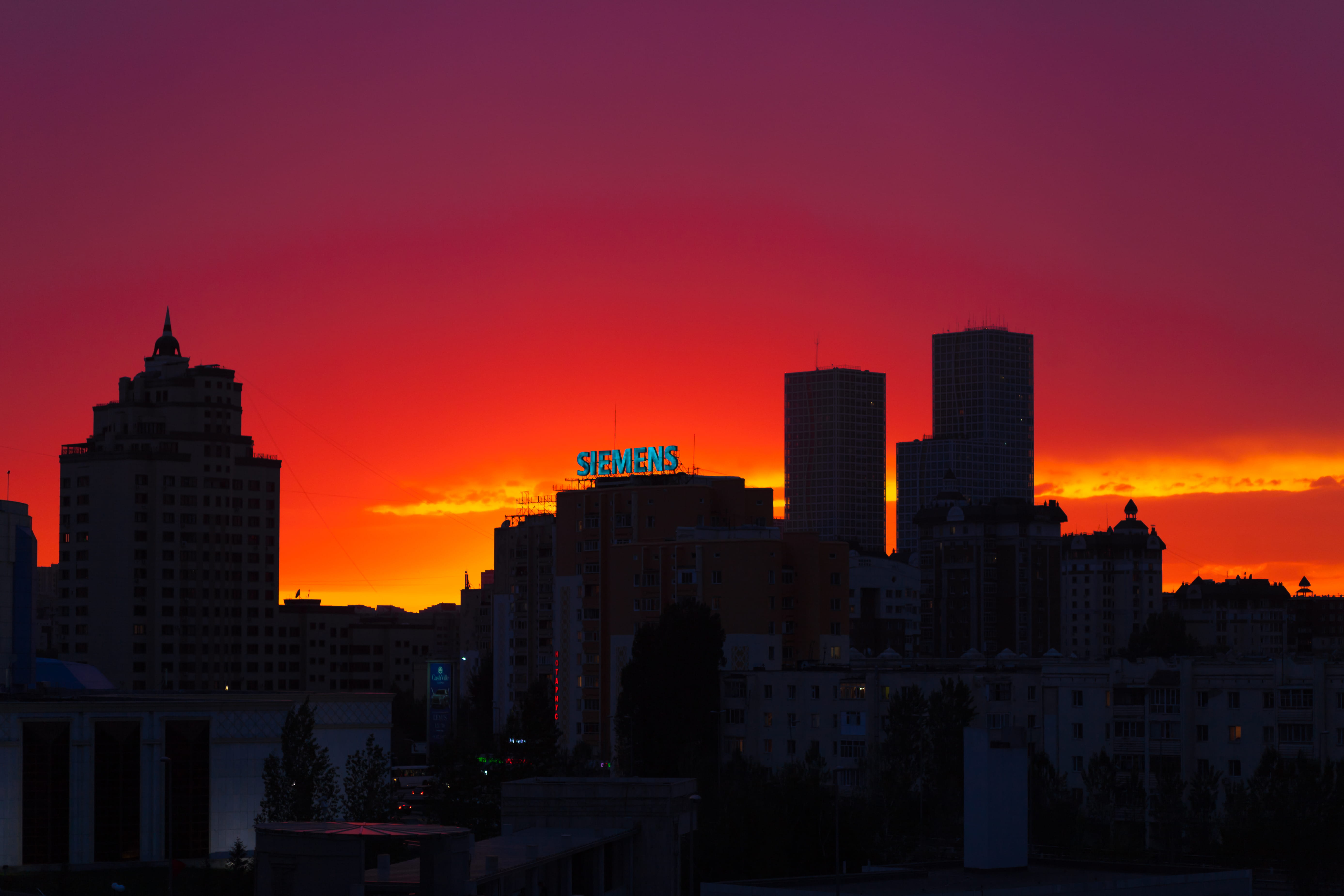 residential district, landscape, urban skyline, cityscape, evening, financial district, building exterior, built structure, orange color, dusk, nature, HD Wallpaper