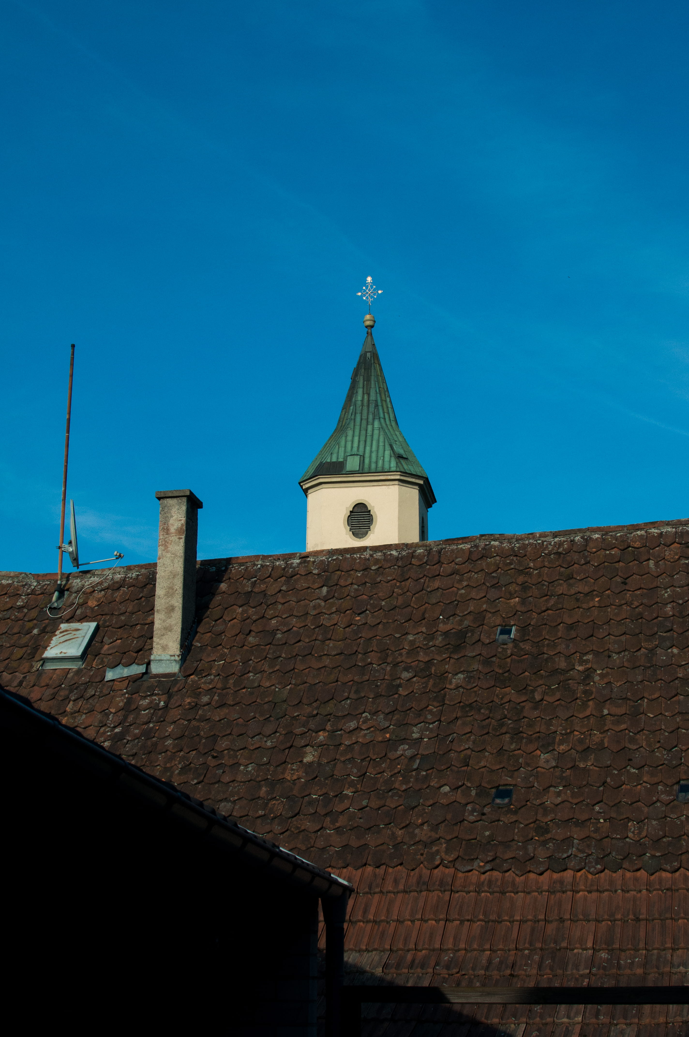 rural, village, spire, country, building, roof tile, outdoors, live, germany, blue, belief, spirituality, day, low angle view, blackforest, roof, 4K, no people, Phone HD Wallpaper