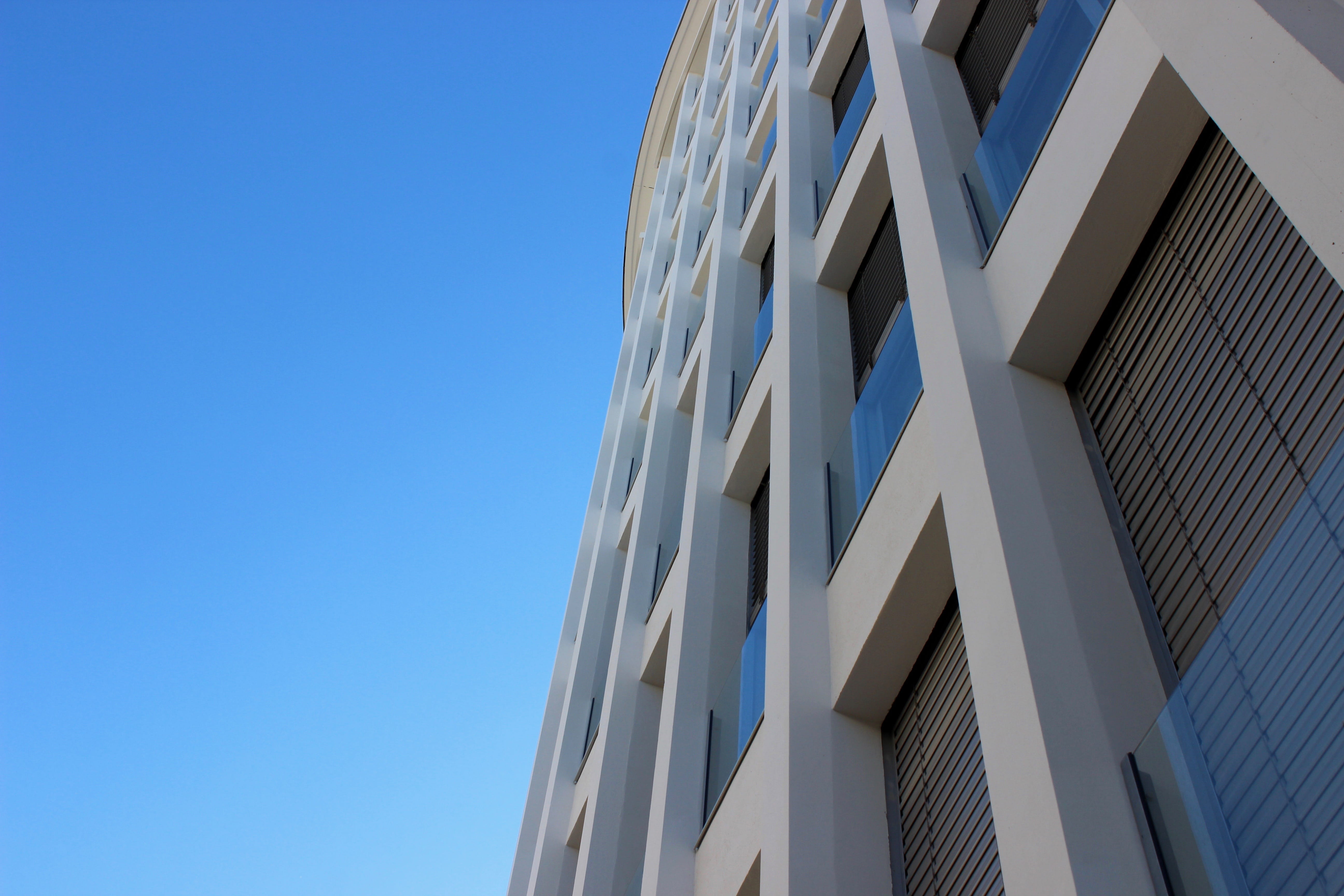 wooden, day, modern, office building, building, nature, white, window shade, copy space, curtain, low angle view, france, office, daytime, stairs, skyscraper, HD Wallpaper
