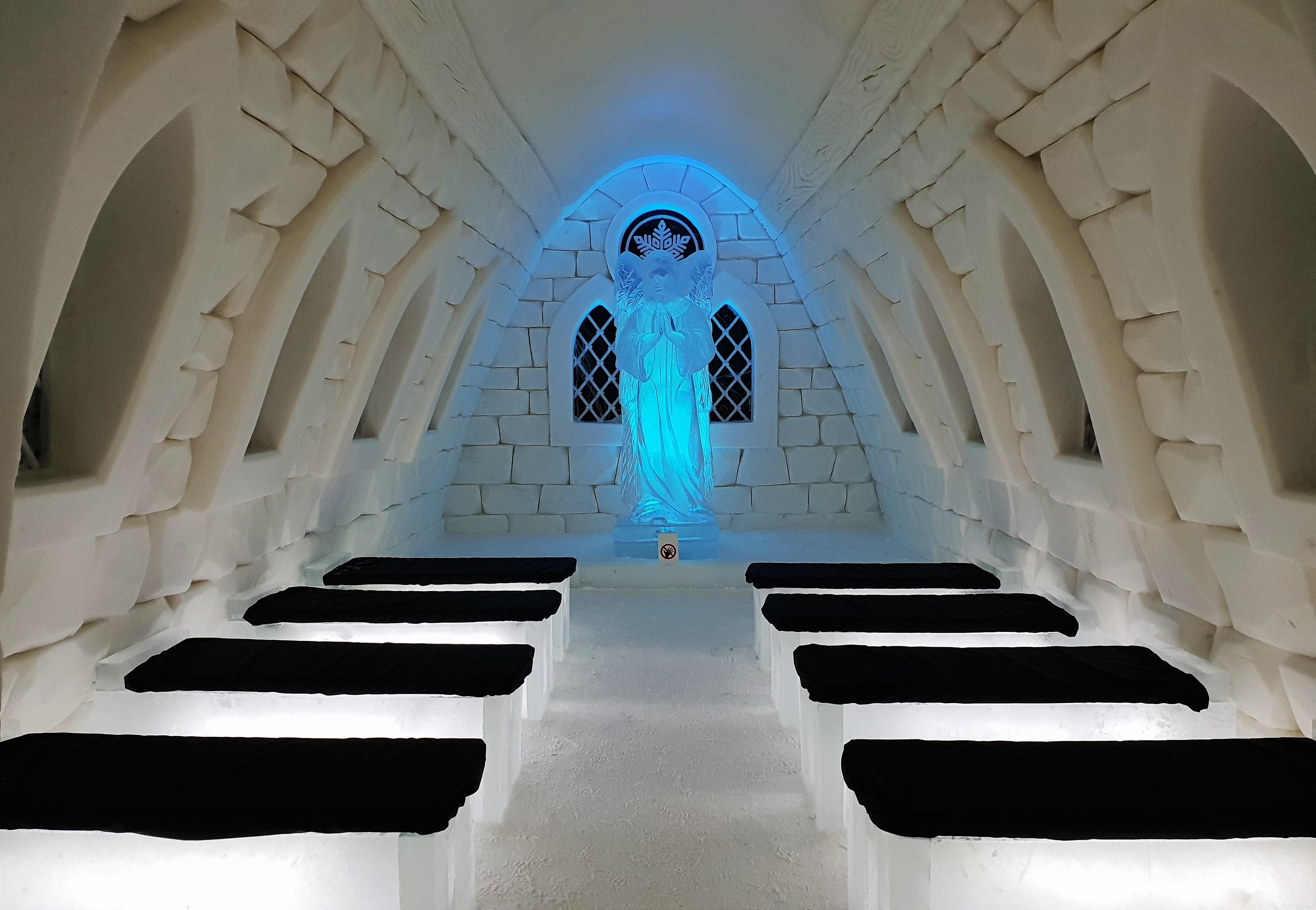 the backlight, light, the rest, day, see, place of worship, ze, male likeness, spirituality, snowhotel, sunlight, sculpture, building, a postcard, illuminated, HD Wallpaper