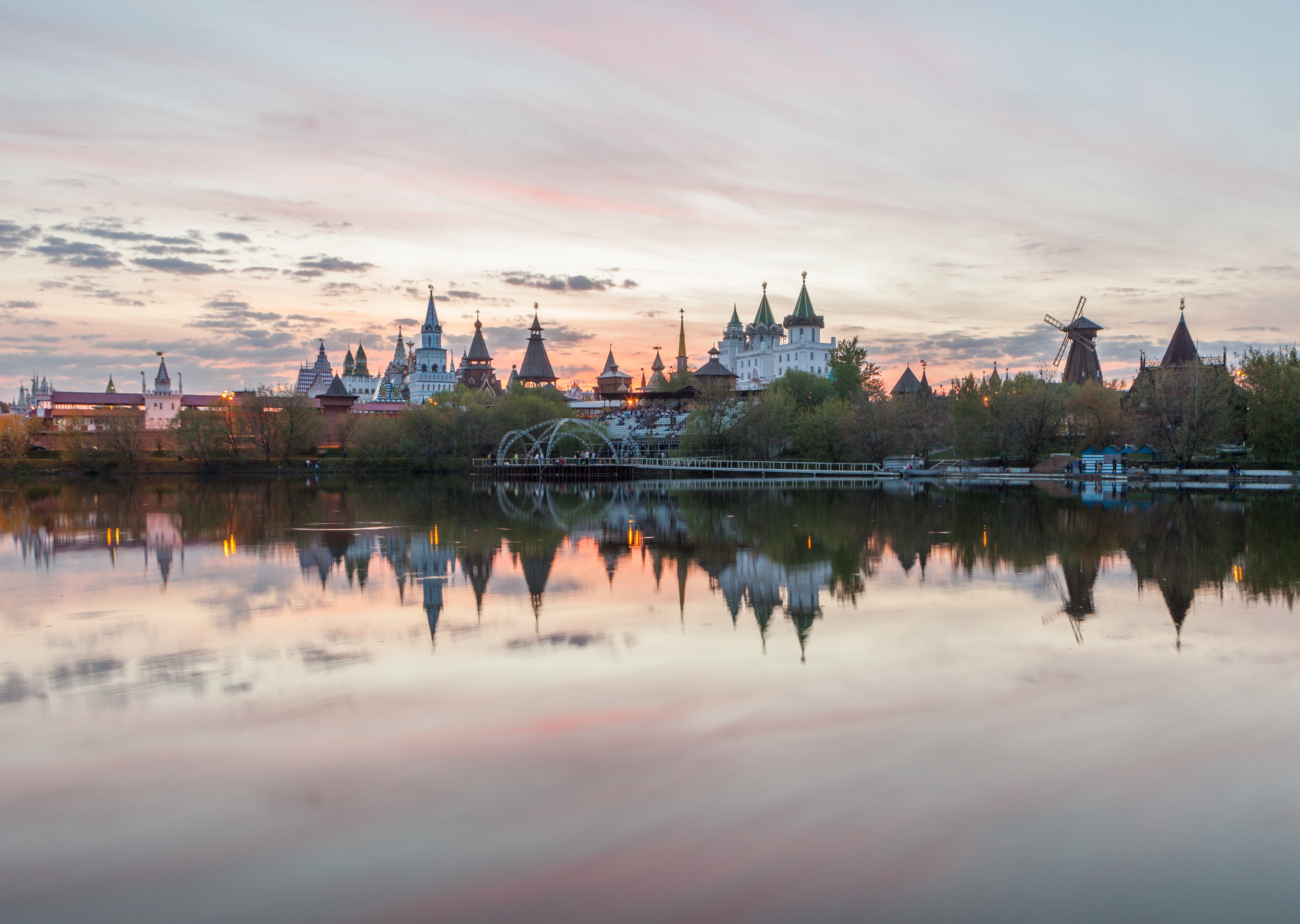 parks, moscow, capital, 4K, travel destinations, built structure, river, building, water, sunset, evening, no people, pond, sky, architecture, park, clouds, HD Wallpaper