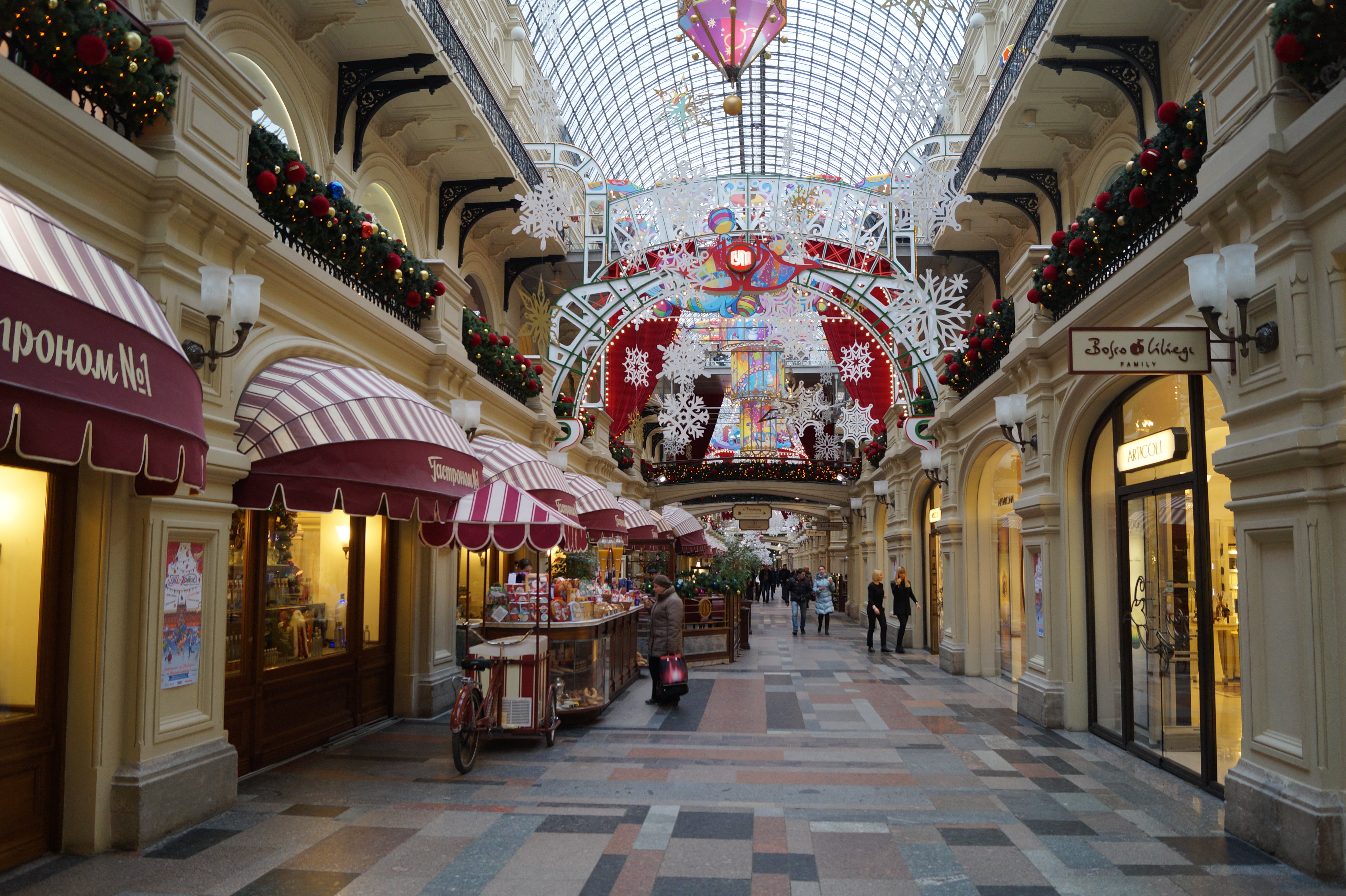 lighting equipment, day, no people, arch, slugs department, the way forward, ornate, in a row, russia, religion, spirituality, shopping, indoors, ceiling, HD Wallpaper