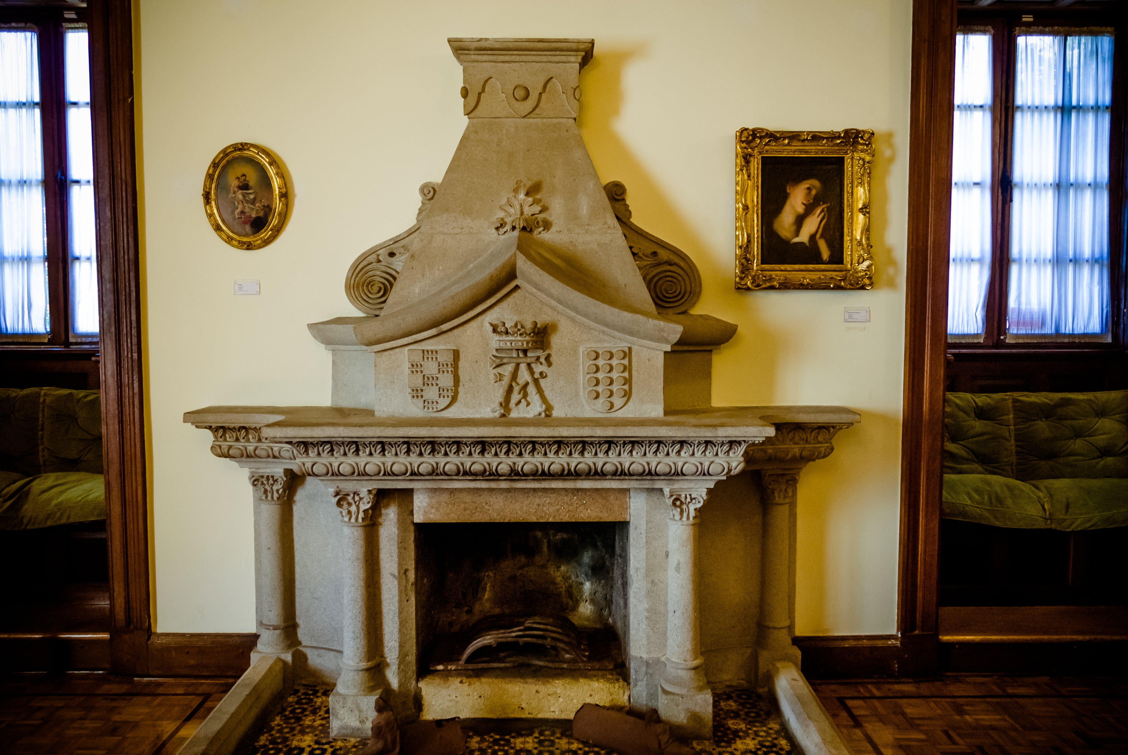 design, no people, 2K, architectural column, art and craft, indoors, sculpture, human representation, spirituality, stone fireplace, museum, luggage, room, HD Wallpaper