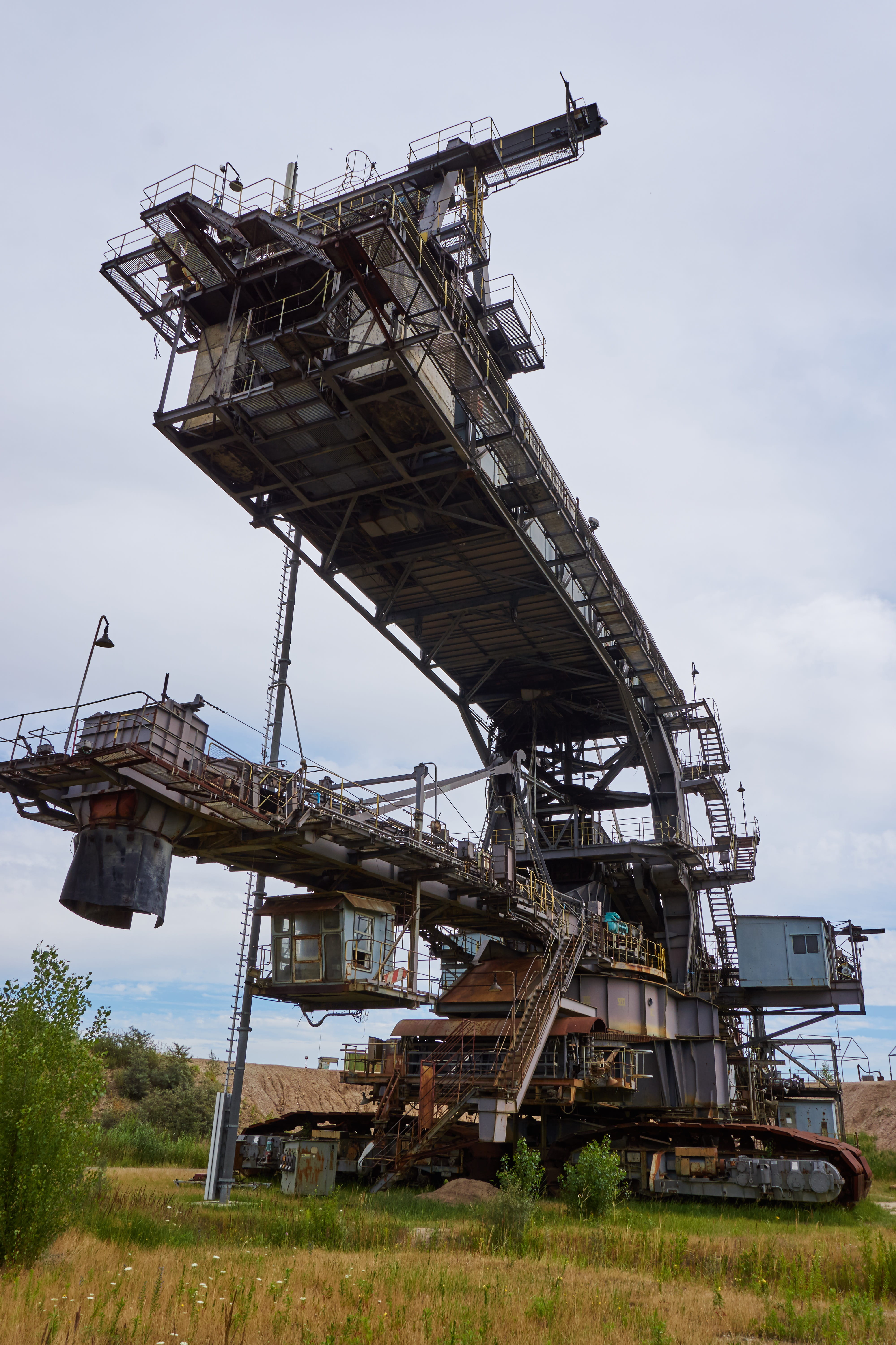 run-down, abandoned, nature, open pit mining, technology, nautical vessel, brown coal, day, steel, decay, ruined, low angle view, cloud - sky, sky, architecture, Phone HD Wallpaper