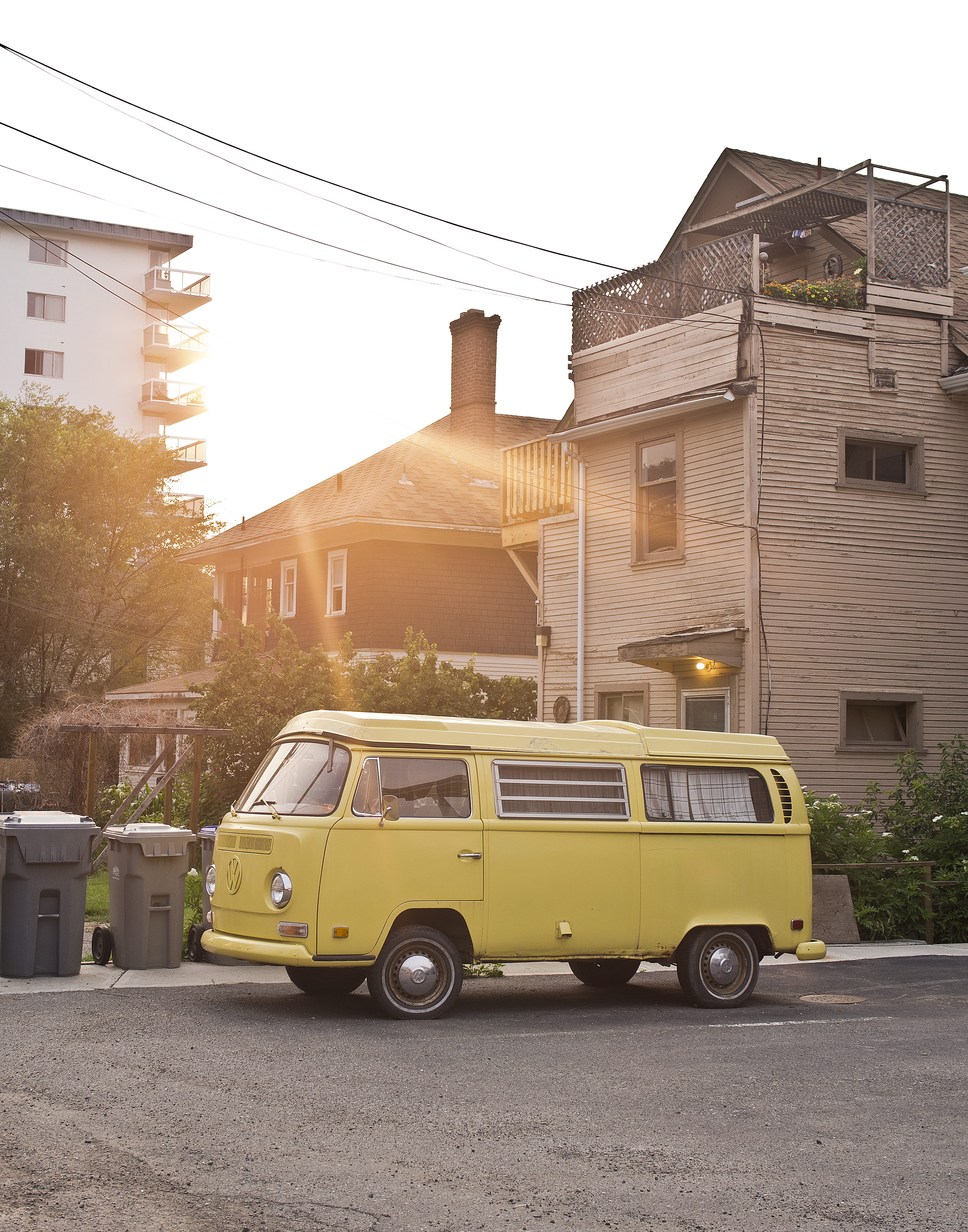 transportation, canada, travel, british columbia, van, cable, parking, dusk, outdoors, no people, electricity, residential district, road, city, day, building exterior, Phone HD Wallpaper