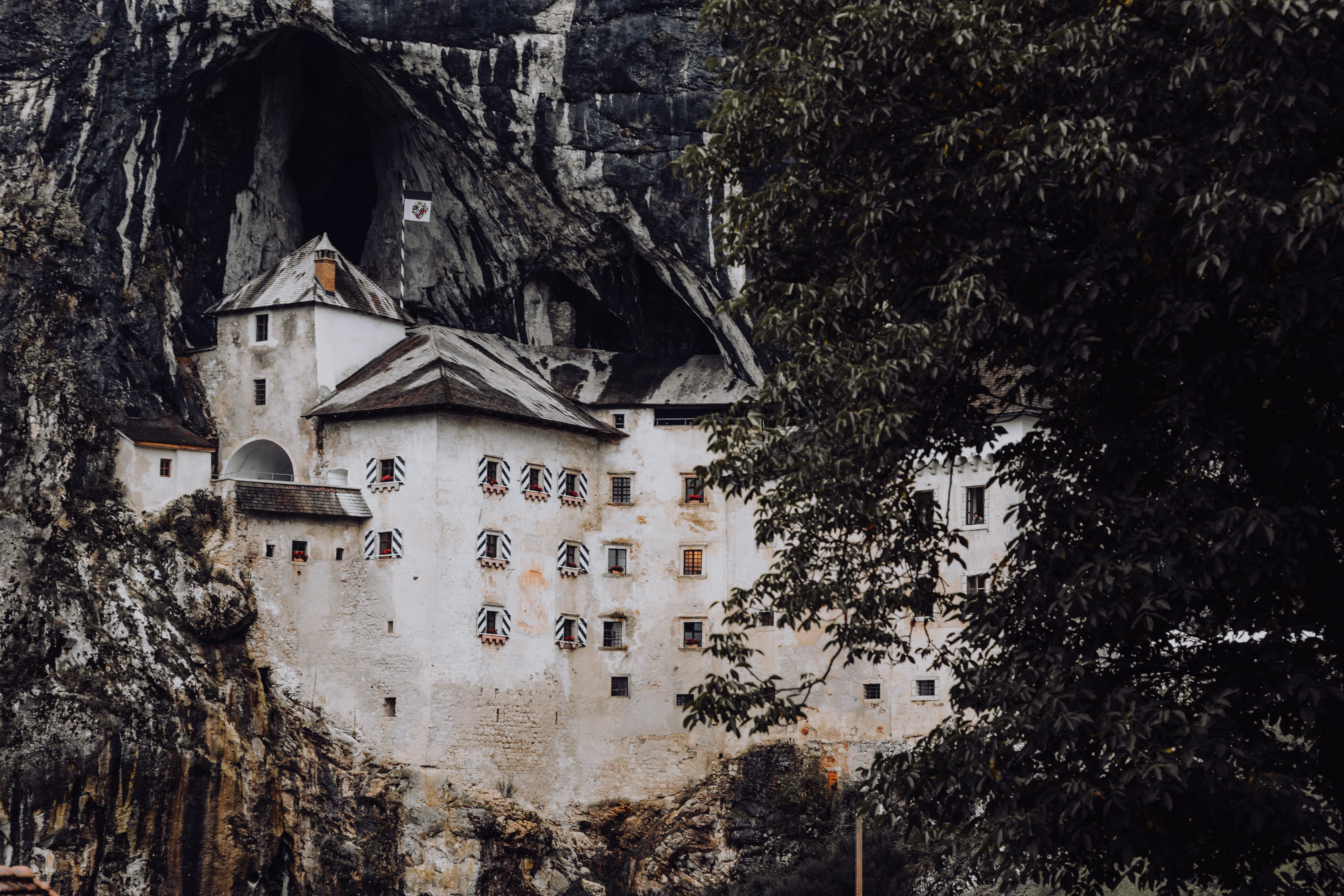 window, postojna, Europe, building, nature, architecture, built structure, predjama, no people, building exterior, travel, trip, tourism, sunlight, mouth, HD Wallpaper