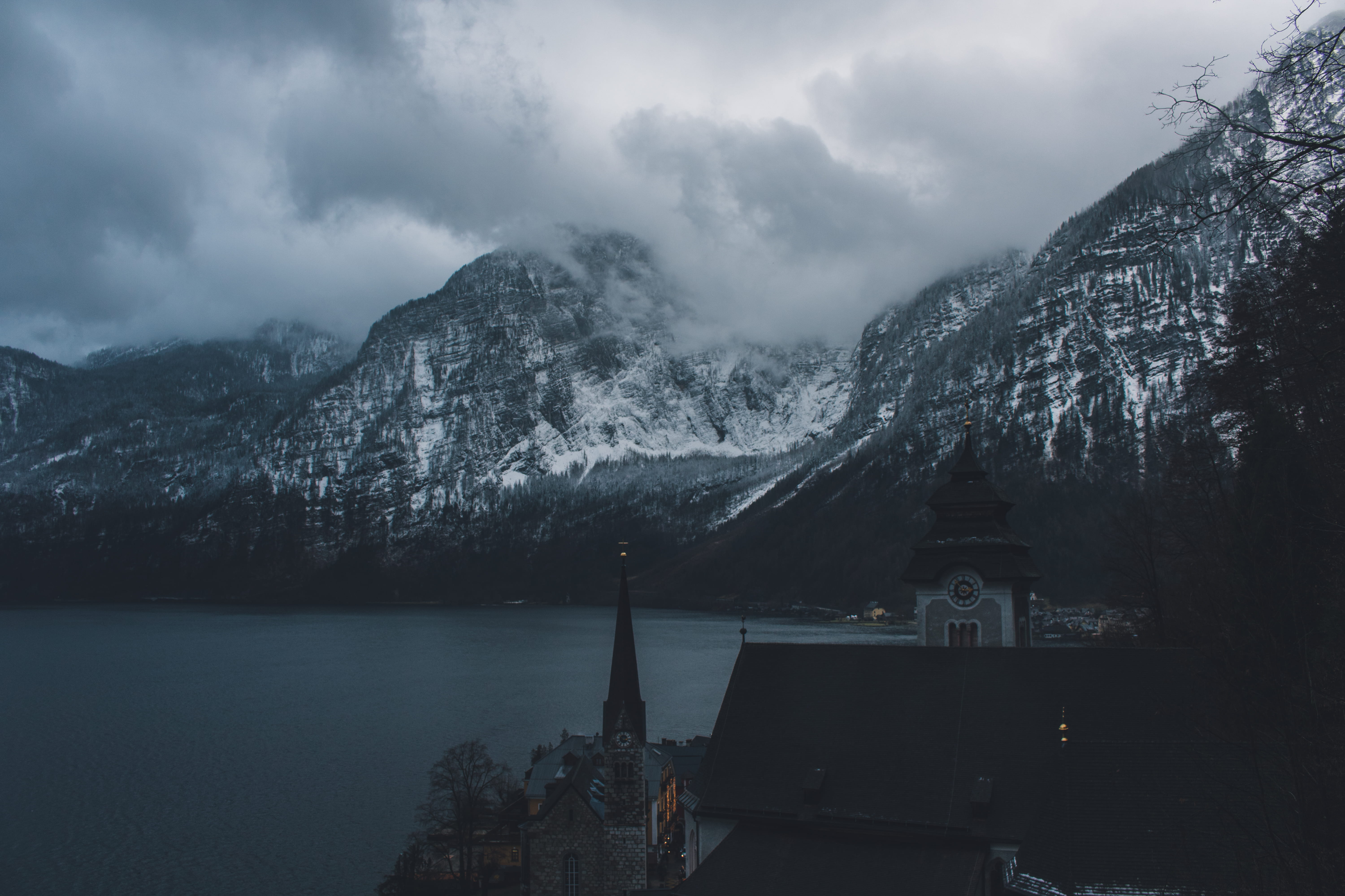 tree, cold temperature, architecture, sky, building exterior, body, 5K, bled, tone, near, beauty in nature, outdoors, mist, snow, snowcapped mountain, HD Wallpaper