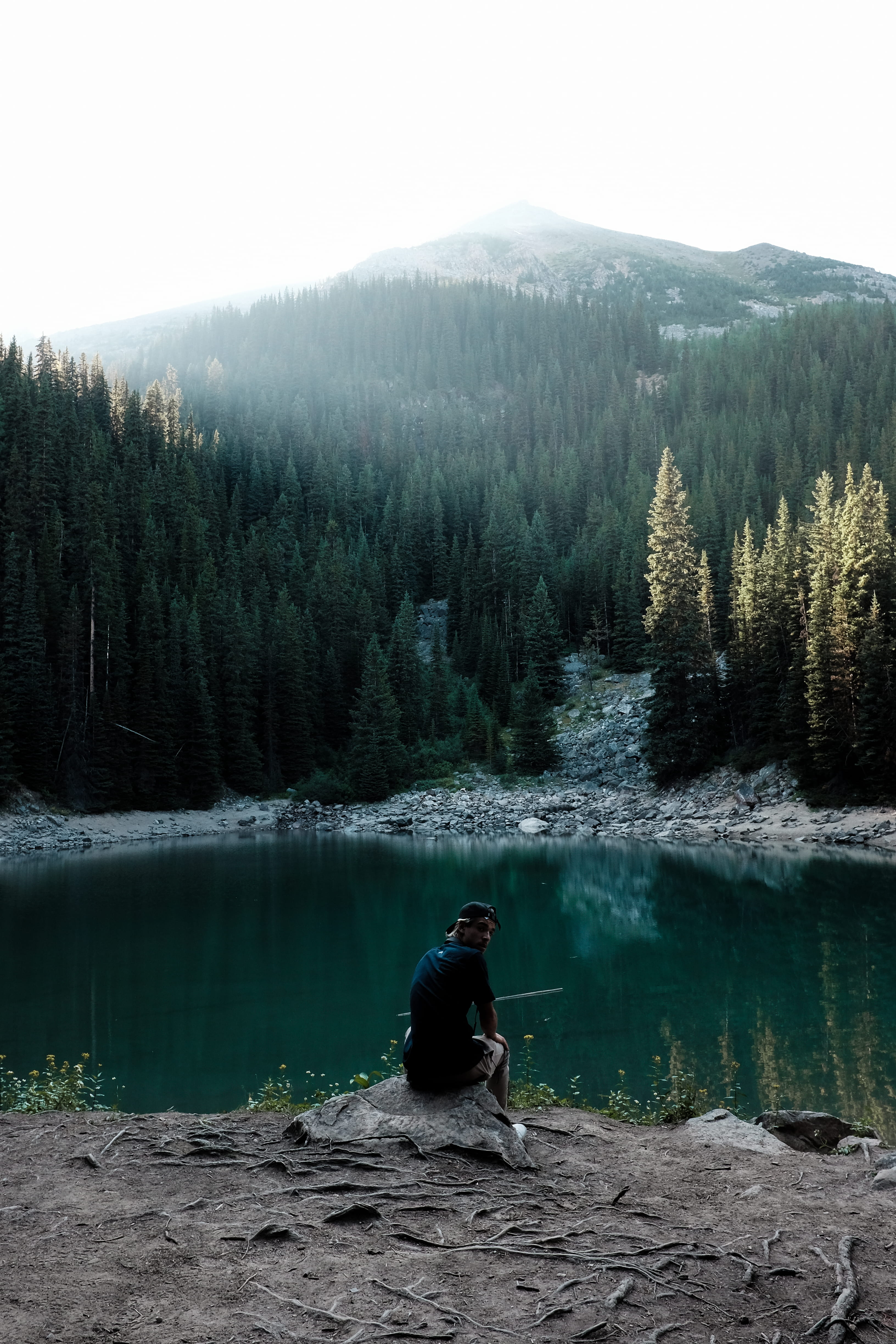 4K, water, scenics - nature, men, woodland, man, non-urban scene, camera, looking, tranquility, lifestyles, louise, outdoors, beauty in nature, canada, Phone HD Wallpaper