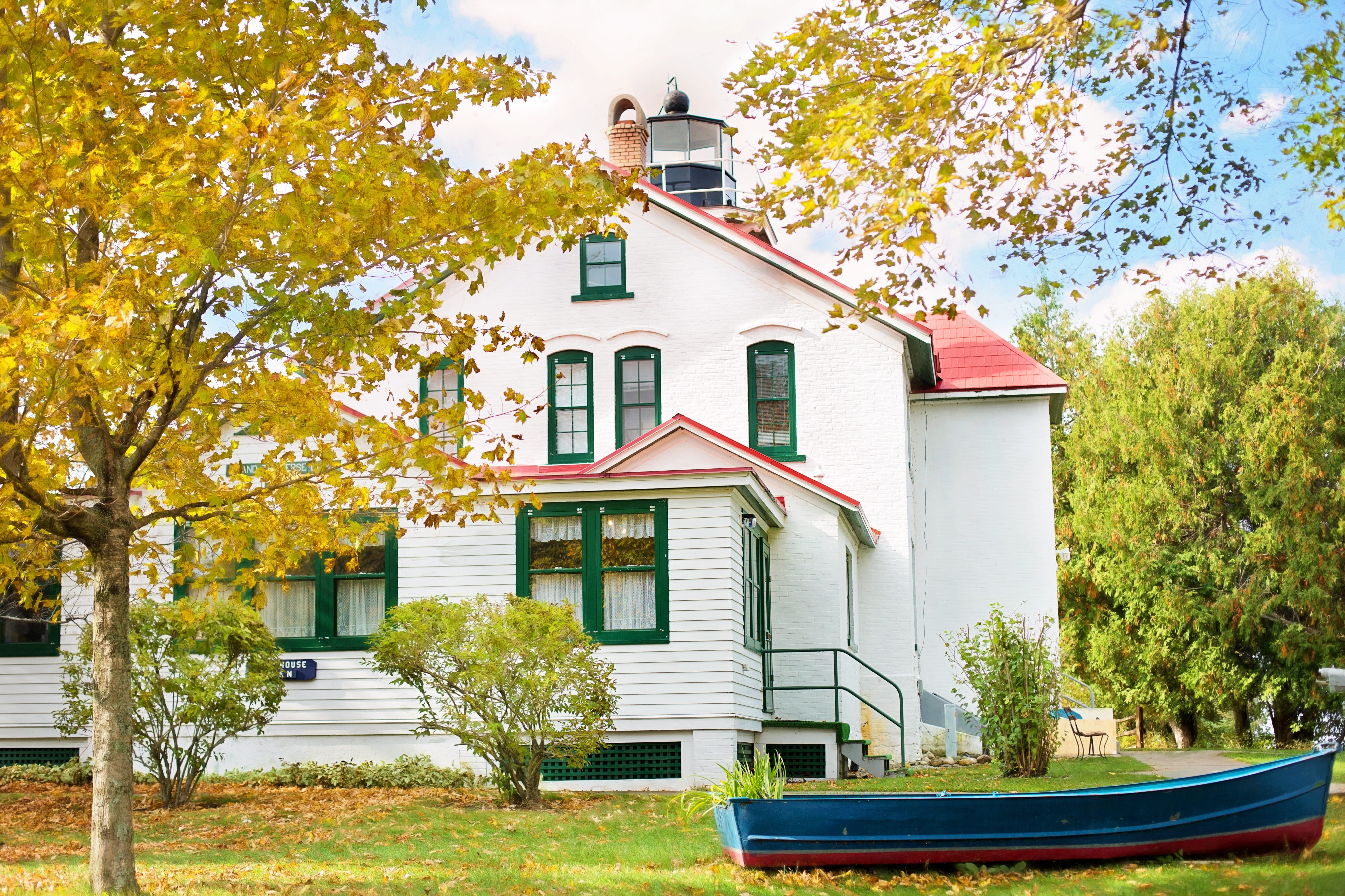 fall, yellow, cottage, michigan, green color, leaves background, nature, house, autumn leaves, built structure, autumn, boat, story, day, sky, outdoors, HD Wallpaper