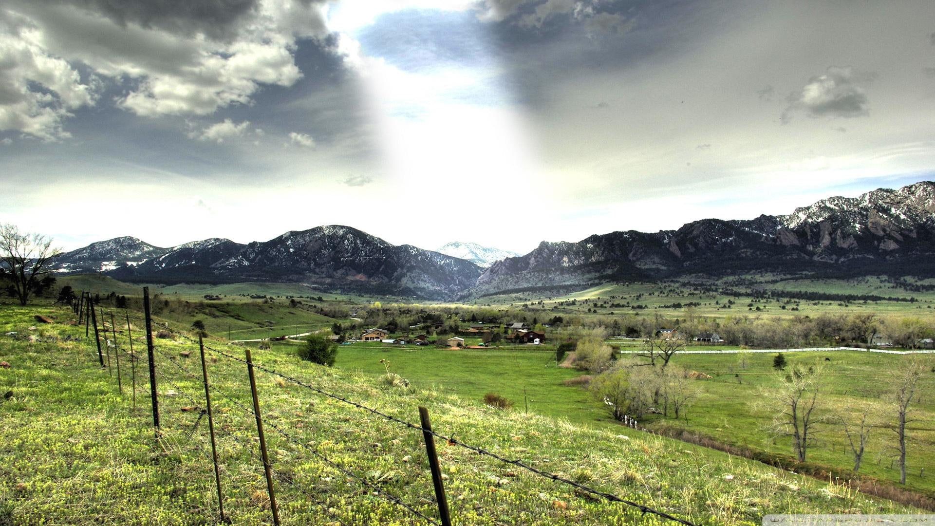 sunrays, farms, nature and landscapes, heavenly, light, clouds, place, fields, live, mountain, great, 1080P, HD Wallpaper