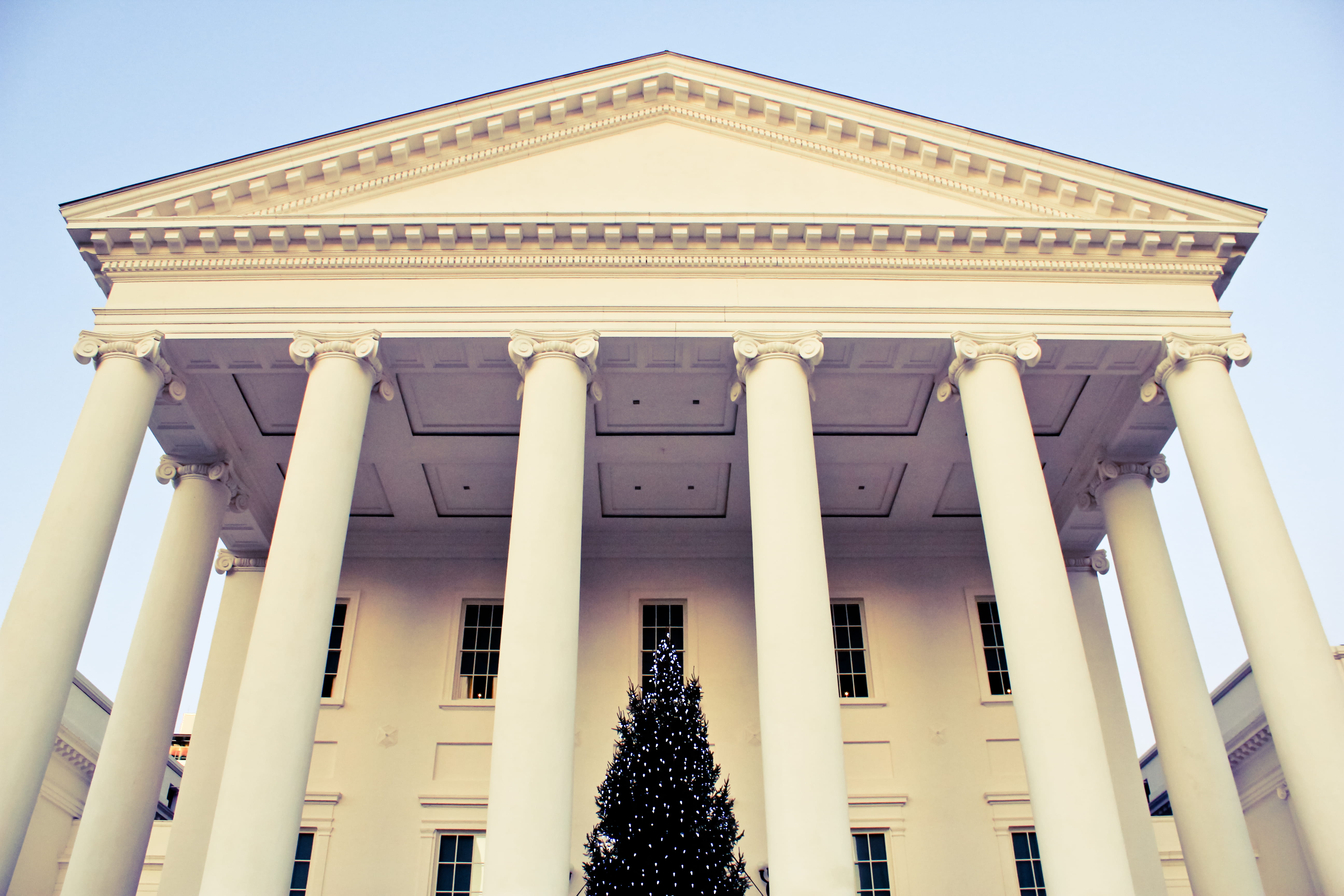 no people, courthouse, christmas tree, america, photography, building, city, 5K, law, education, government, architecture, sky, mood, united states, winter, HD Wallpaper