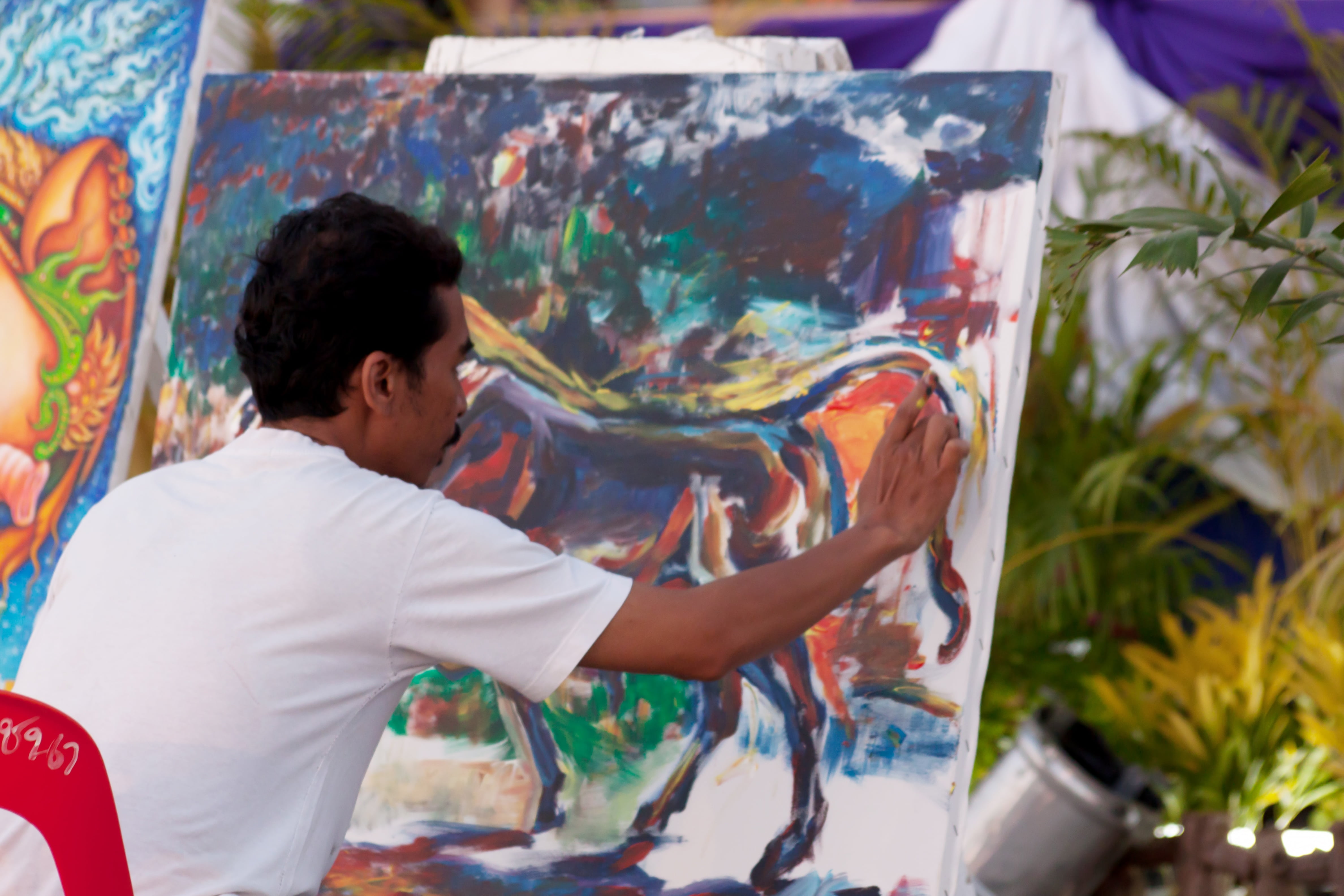 emotion, sitting, frame, one person, man, painter - artist, reliefs, art and craft, 4K, easel, drawing picture, artists canvas, studio, palette, thailand, HD Wallpaper