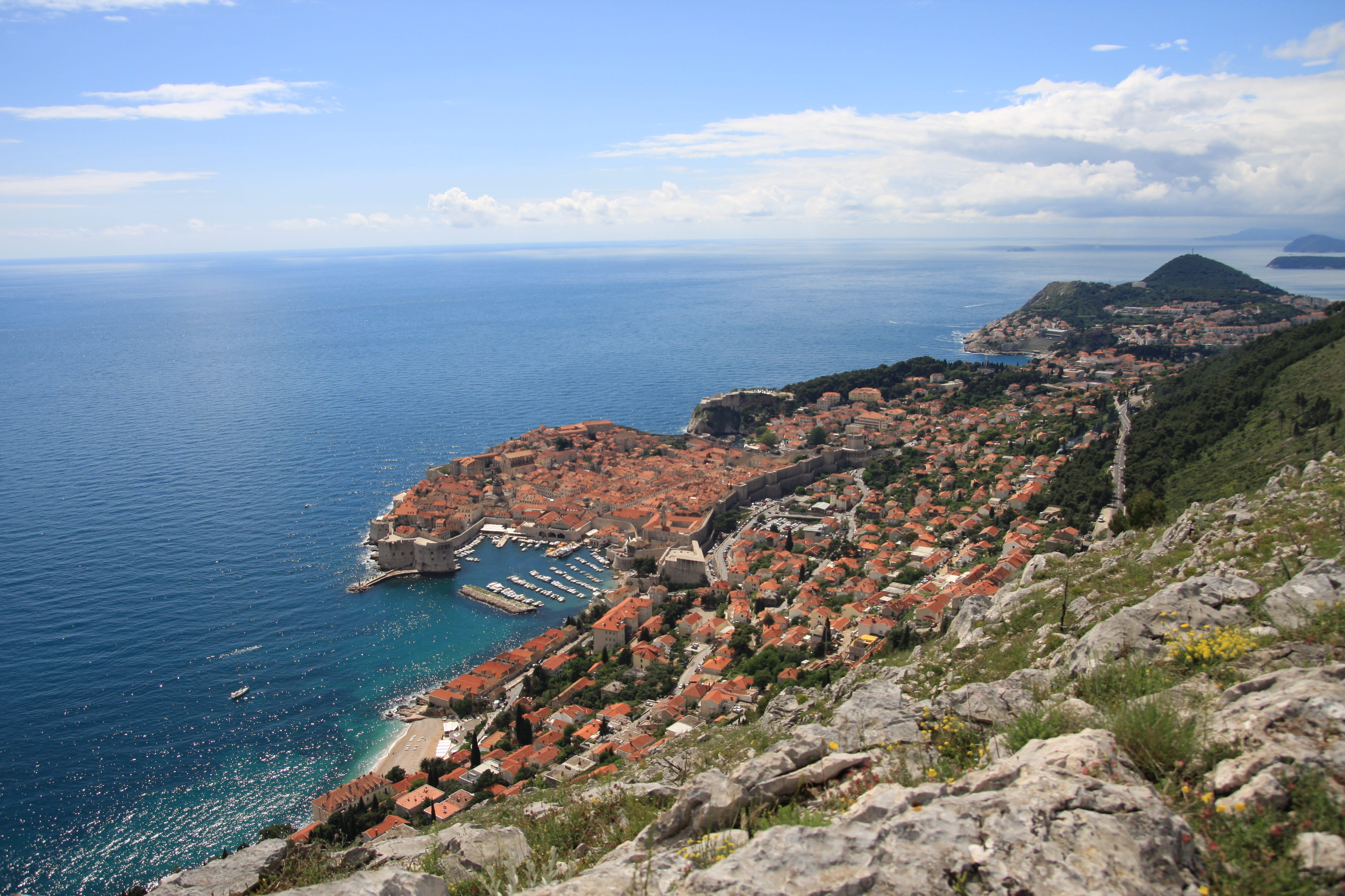 horizon over water, sky, croatia, no people, beauty in nature, land, architecture, dubrovnik, building exterior, built structure, cloud - sky, outdoors, HD Wallpaper