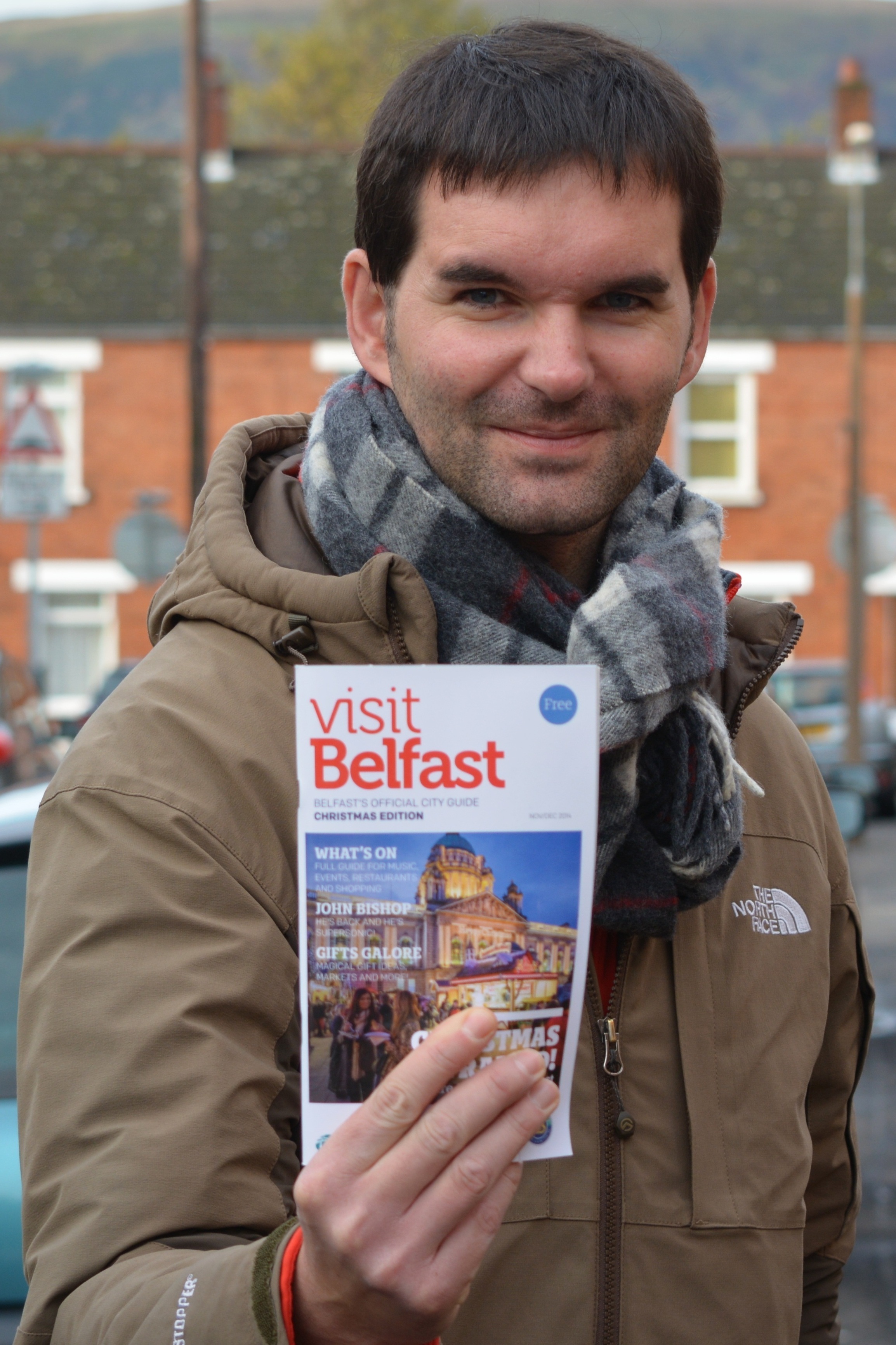 text, smiling, looking at camera, business, males, men, outdoors, people, belfast, waist up, portrait, one person, lifestyles, tourist, front view, travel guide, Phone HD Wallpaper