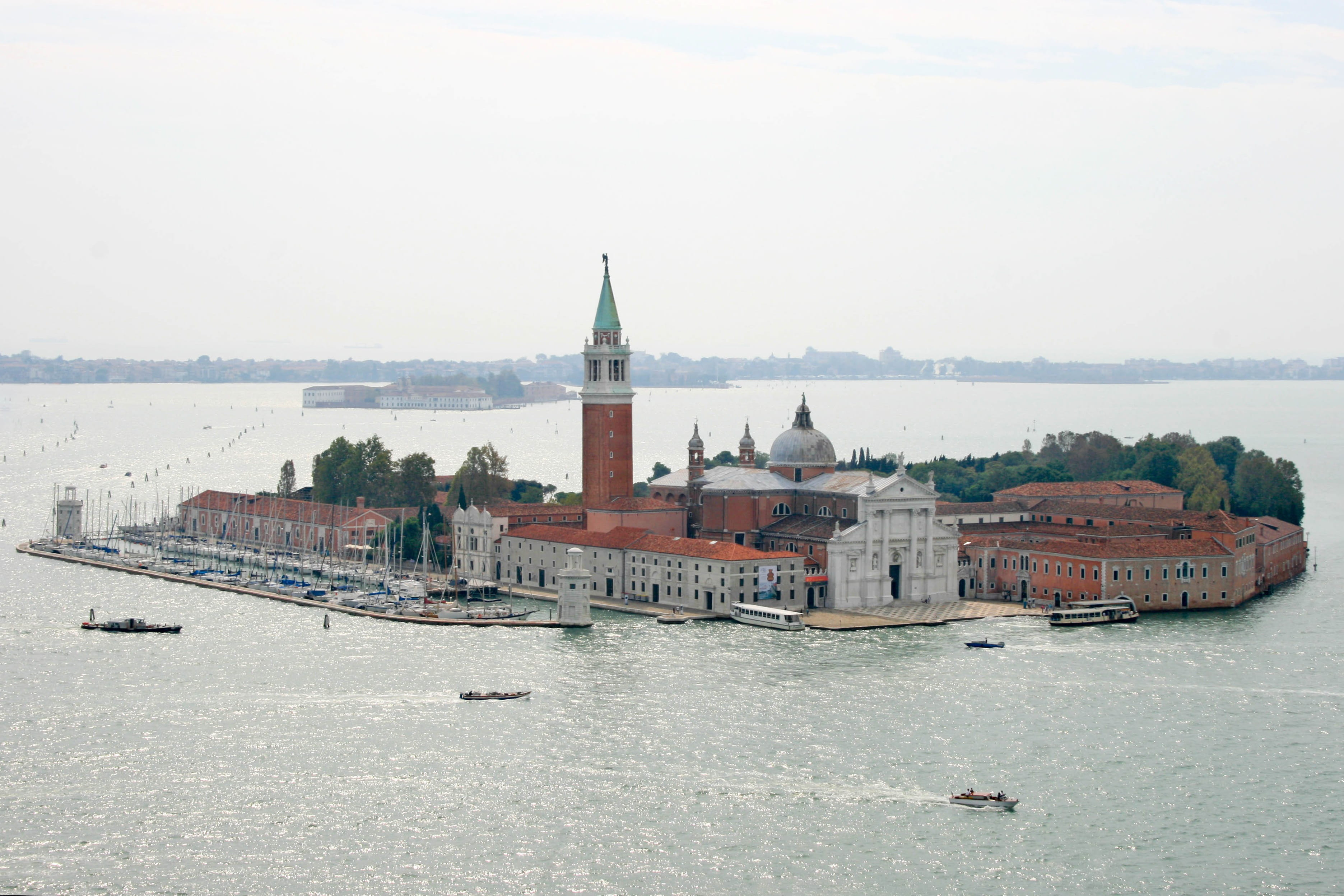 tourist guide, spire, nature, history, italy, tower, place of worship, city, sea, built structure, travel, nautical vessel, waterfront, transportation, HD Wallpaper