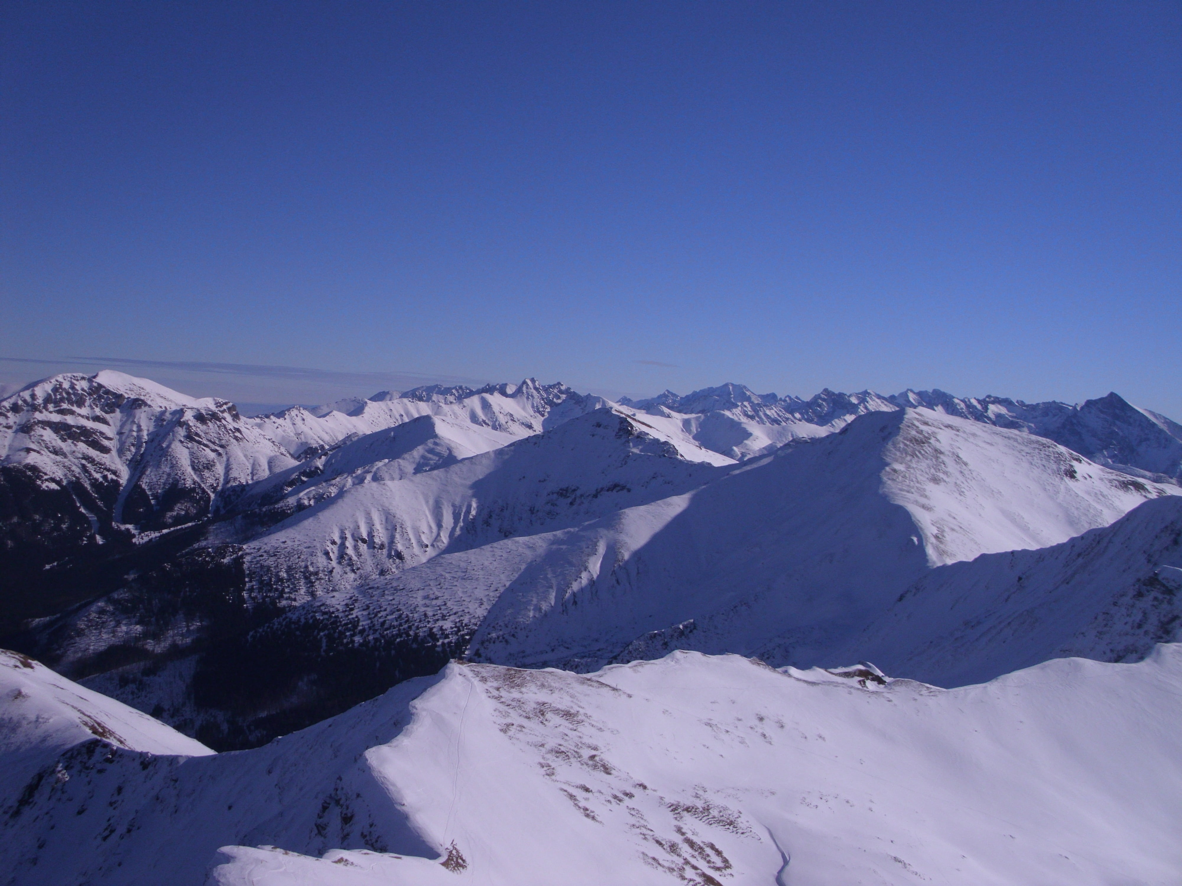 cold temperature, panorama, clear sky, ornak, climbing, hiking trail, mountain range, tranquil scene, snow, polish tatras, view, a view of the mountains, HD Wallpaper