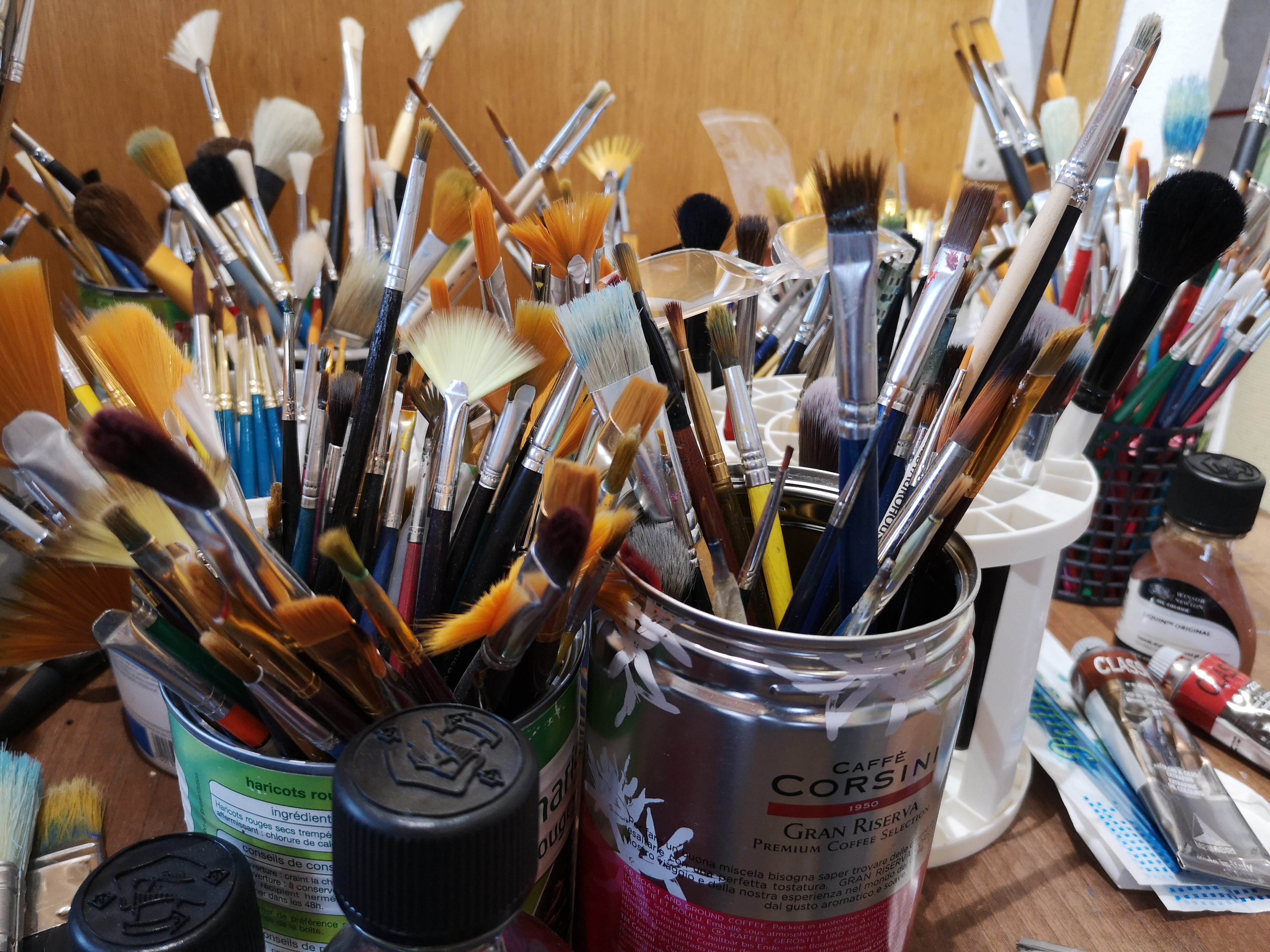 creativity, brush, still life, abundance, art and craft, paint, paintbrush, art and craft equipment, container, oil brushes, high angle view, passion, brushes for everyone, HD Wallpaper