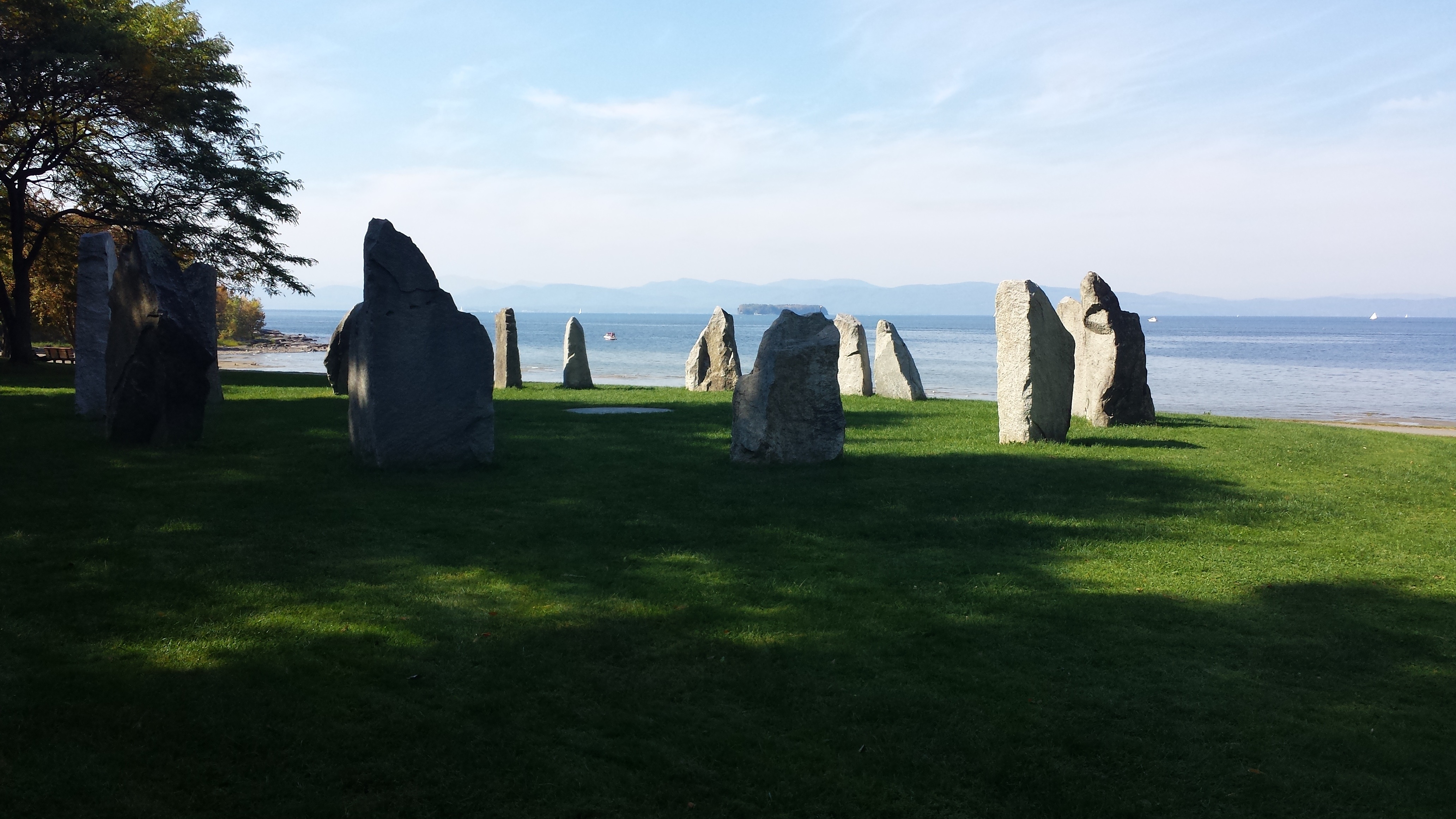 sunlight, stone, cloud - sky, stone art, tranquil scene, stonehenge, lake champlain, bikepath, green color, field, beauty in nature, no people, tree, plant, HD Wallpaper