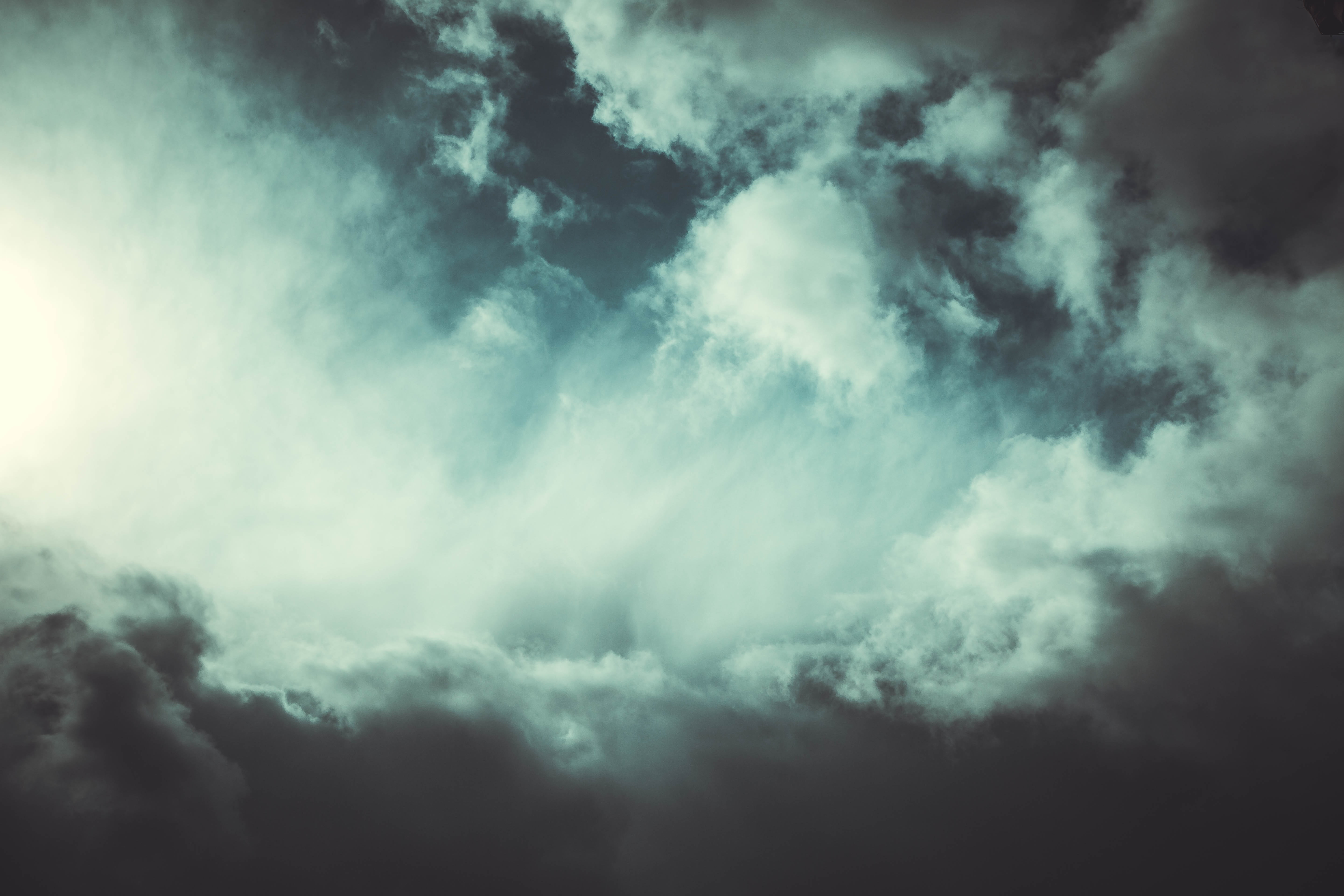 ominous, cumulus, climate, dramatic sky, fog, low angle view, storm cloud, rain, cloudy, dramatic, backgrounds, outdoors, beauty in nature, thunderstorm, HD Wallpaper