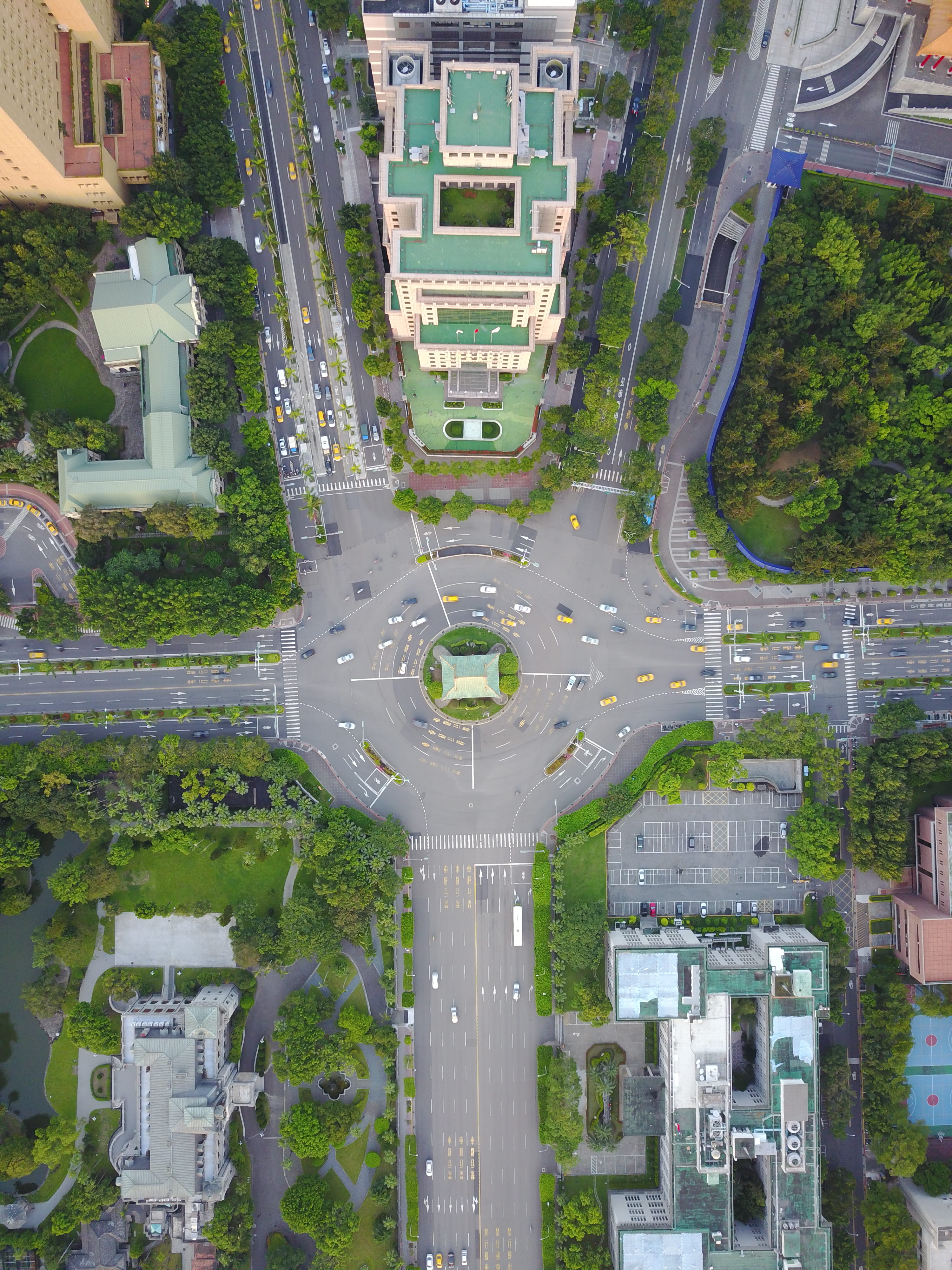 architecture, cityscape, street, residential district, nature, symmetry, outdoors, building exterior, aerial view, transportation, building, plant, mode of transportation, Phone HD Wallpaper