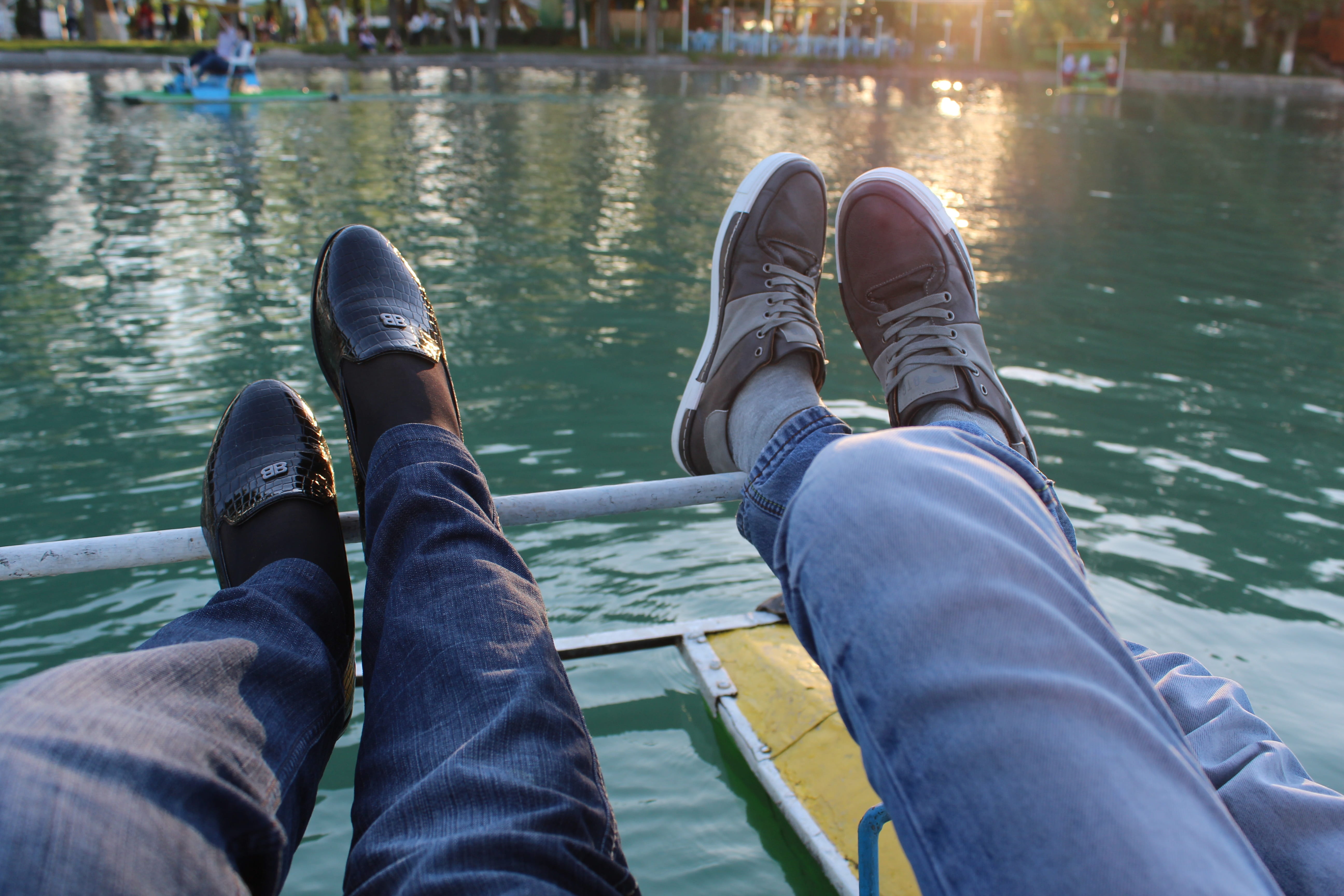 real people, sun, girl, shoe, two people, body part, tashkent, stoke, river, men, legs, human body part, 5K, stroll, day, couple, couple - relationship, HD Wallpaper