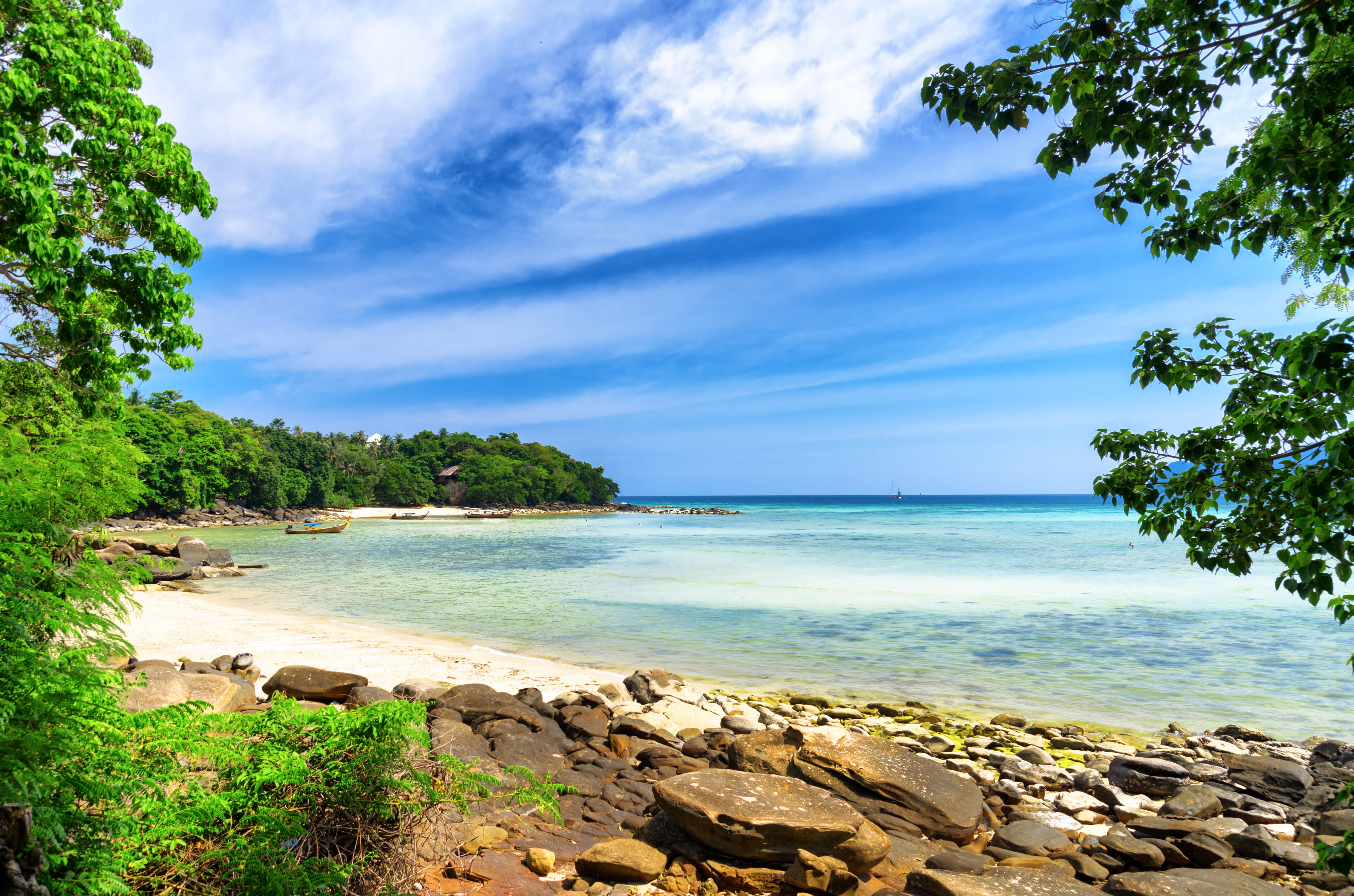 leafed, green, tropics, sand, Sunny, Ko Phi Phi, trees, 4K, stones, Thailand, Phi-phi island, sea, the sky, boats, horizon, shore, island, HD Wallpaper