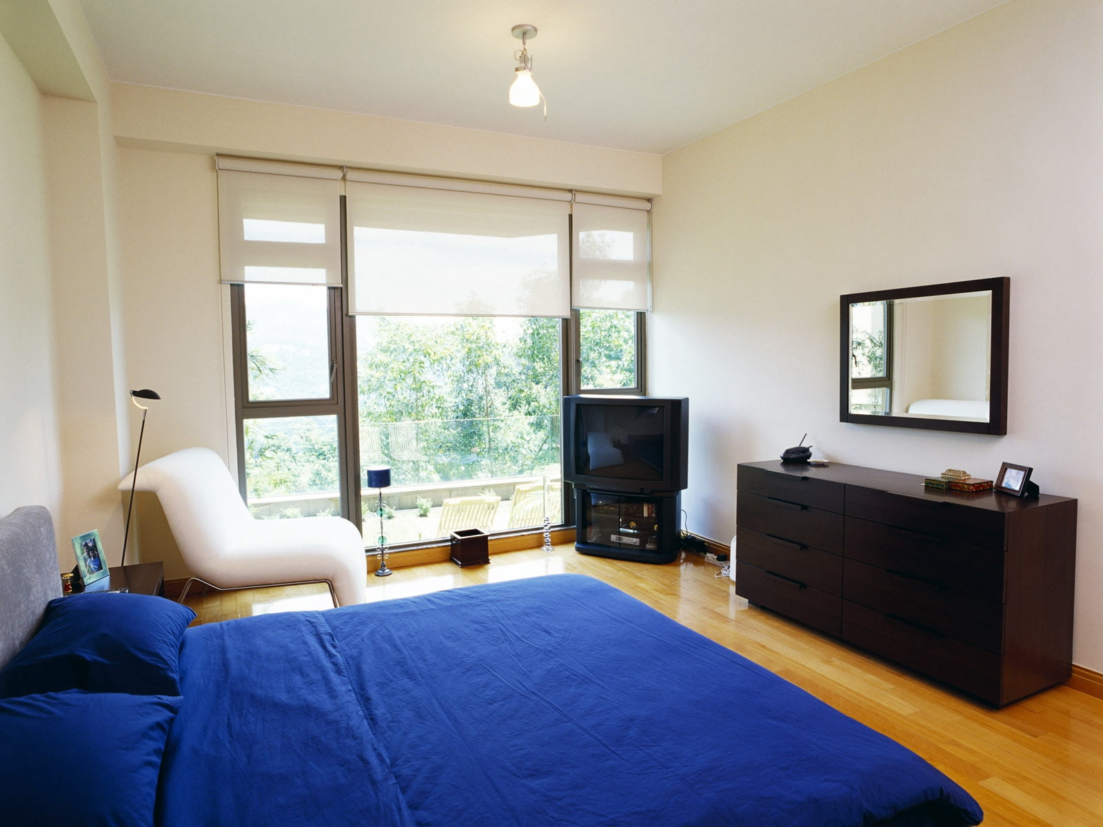 home interior, bed, home showcase interior, furniture, window, interior, television set, neat, tv, no people, day, dresser, technology, living room, flooring, HD Wallpaper