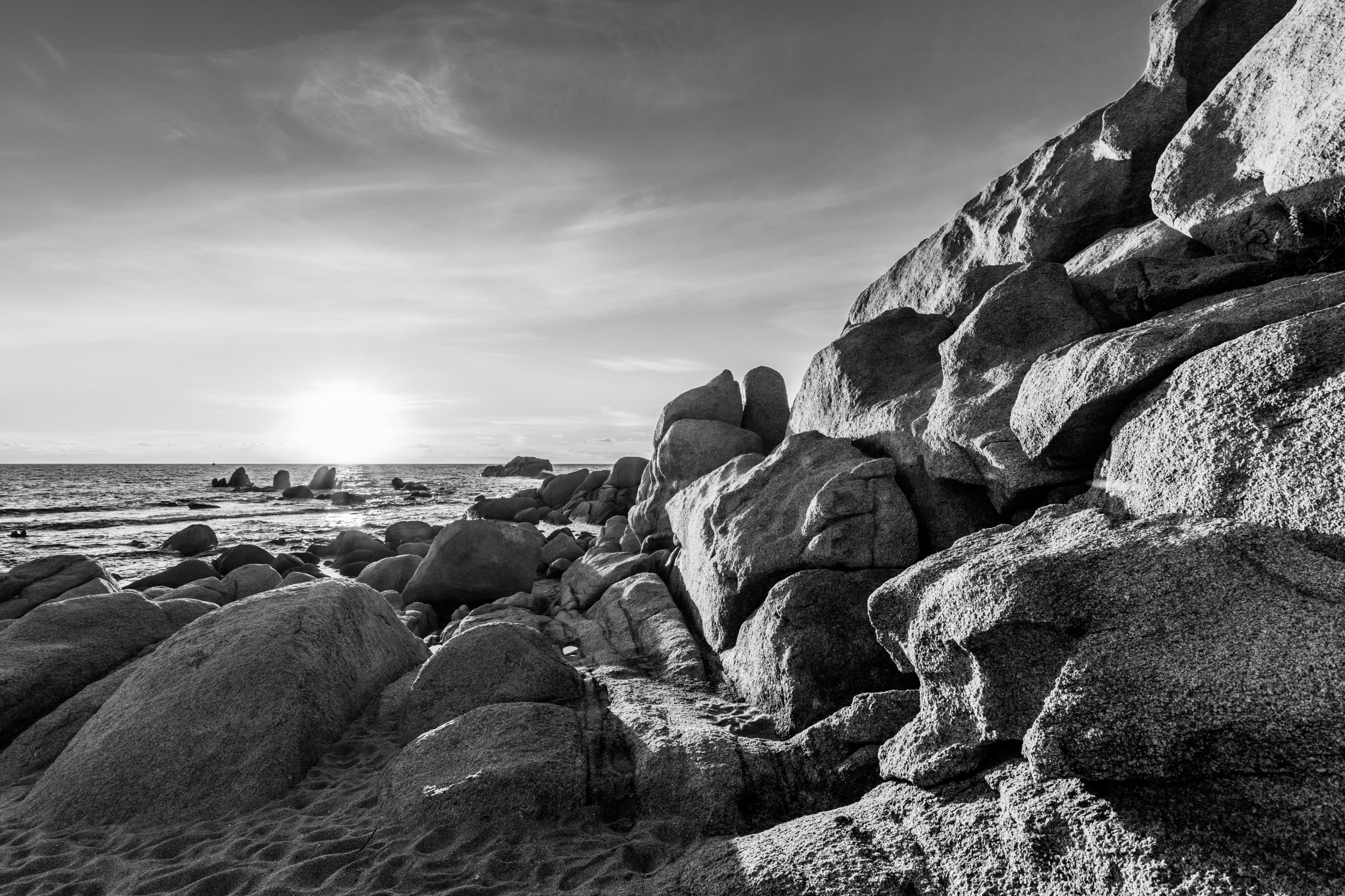 white, monochrome, rock - object, coast, 4K, landscape, scenics - nature, nature, beach, rock formation, sky, beauty in nature, tranquil scene, rock, non-urban scene, HD Wallpaper