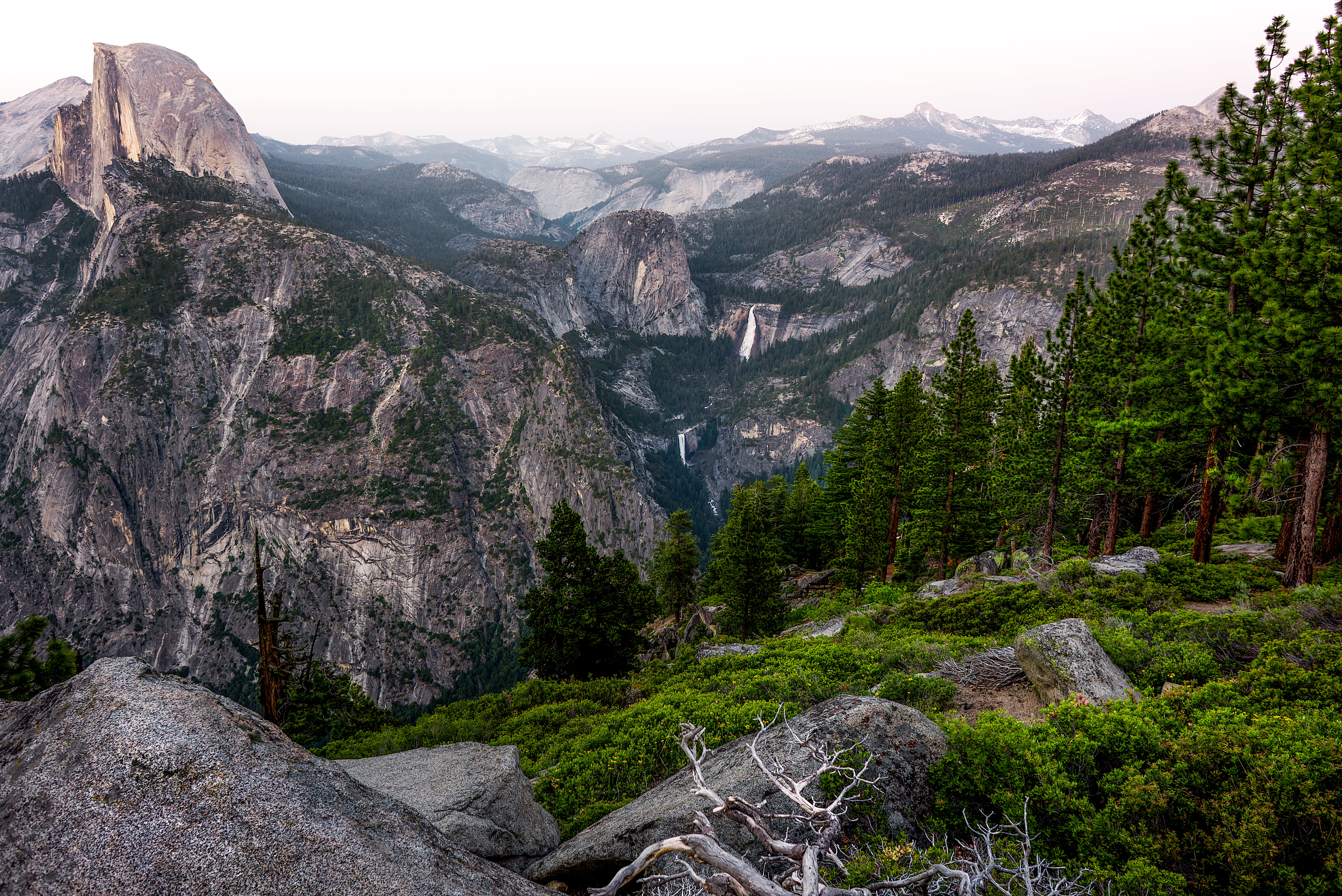 5K, scenics, rock - Object, outdoors, green, pane, nature, tree, forest, mountain, landscape, mountain Peak, daytime, HD Wallpaper