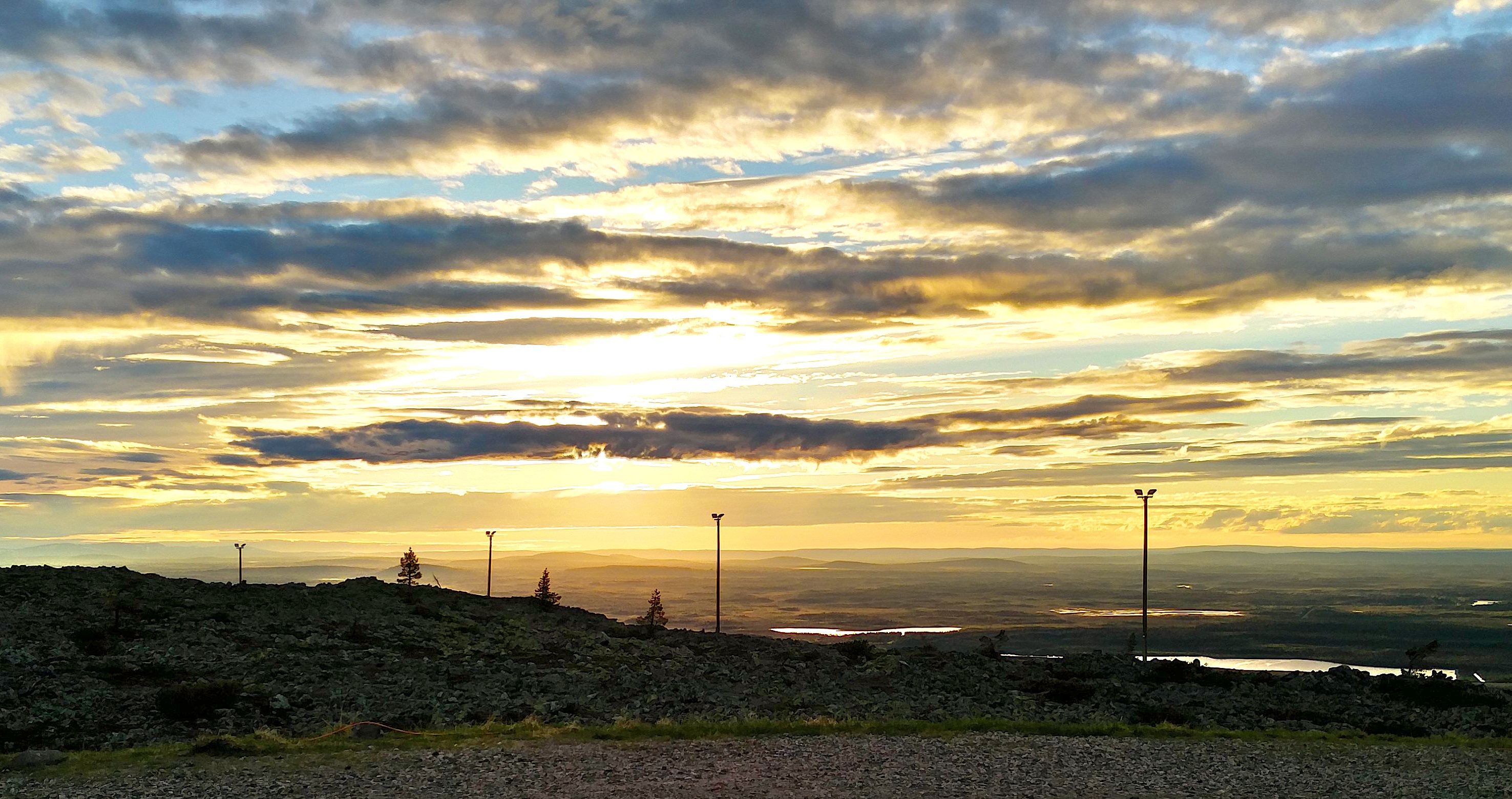 midnight sun, sunset, cloud - sky, nature, clouds, north, 2K, outdoors, renewable energy, power supply, scenics - nature, environmental conservation, environment, HD Wallpaper