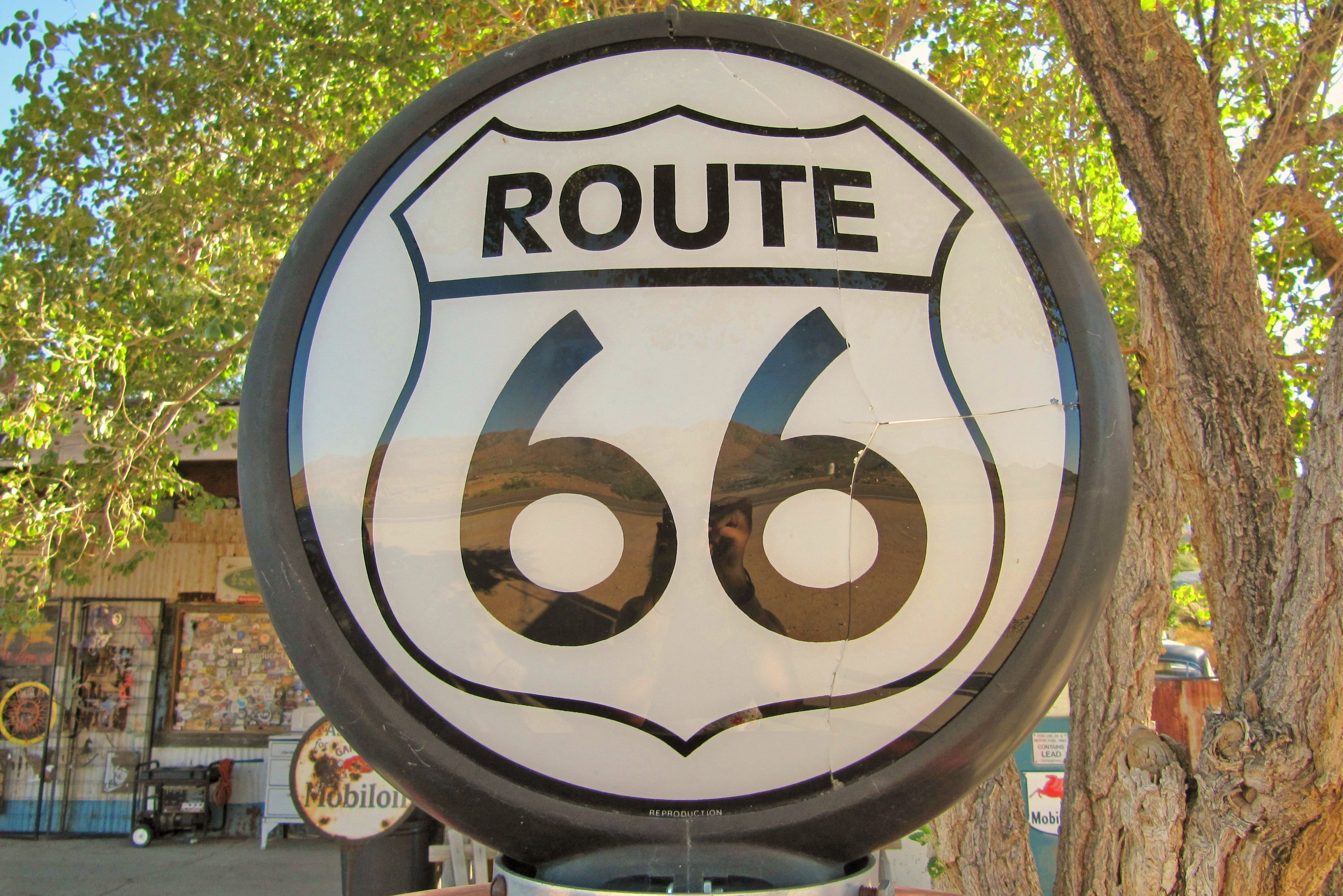 4K, usa, circle, mother road, close-up, design, highway, outdoors, number, western script, built structure, text, information, wood - material, no people, HD Wallpaper