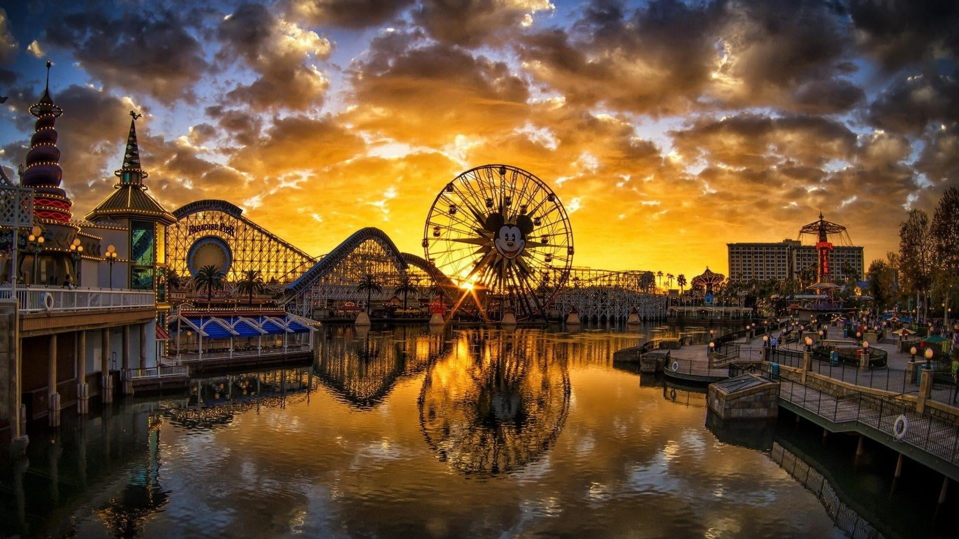 pond, building exterior, landmark, evening, river, sky, anaheim, amusement park, travel destinations, arts culture and entertainment, reflection, tourist attraction, HD Wallpaper