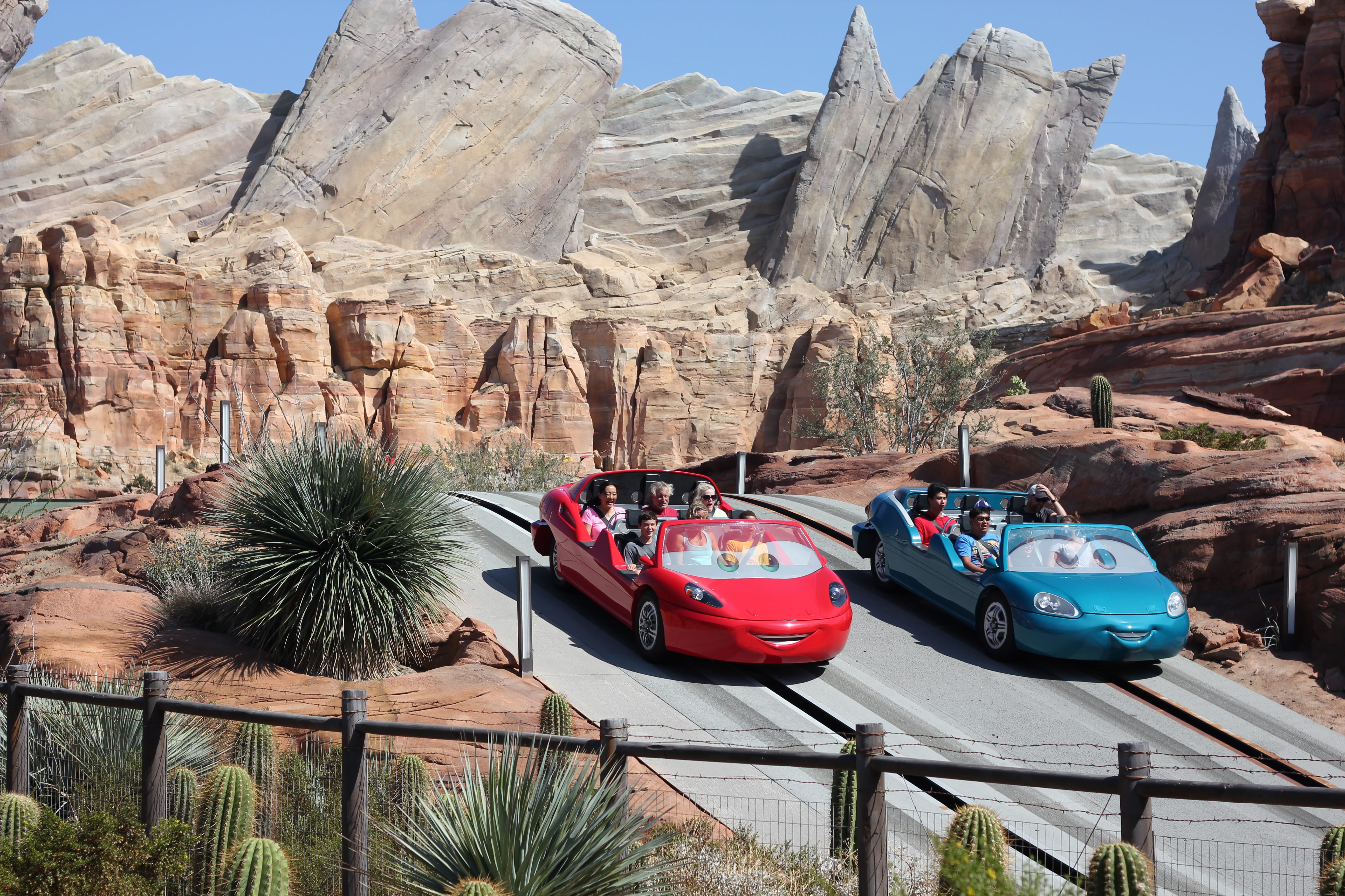 scenics - nature, tourist, mountain range, car, no people, cars land, mode of transportation, california, cars, amusement park, rock, travel, plant, vacation, HD Wallpaper