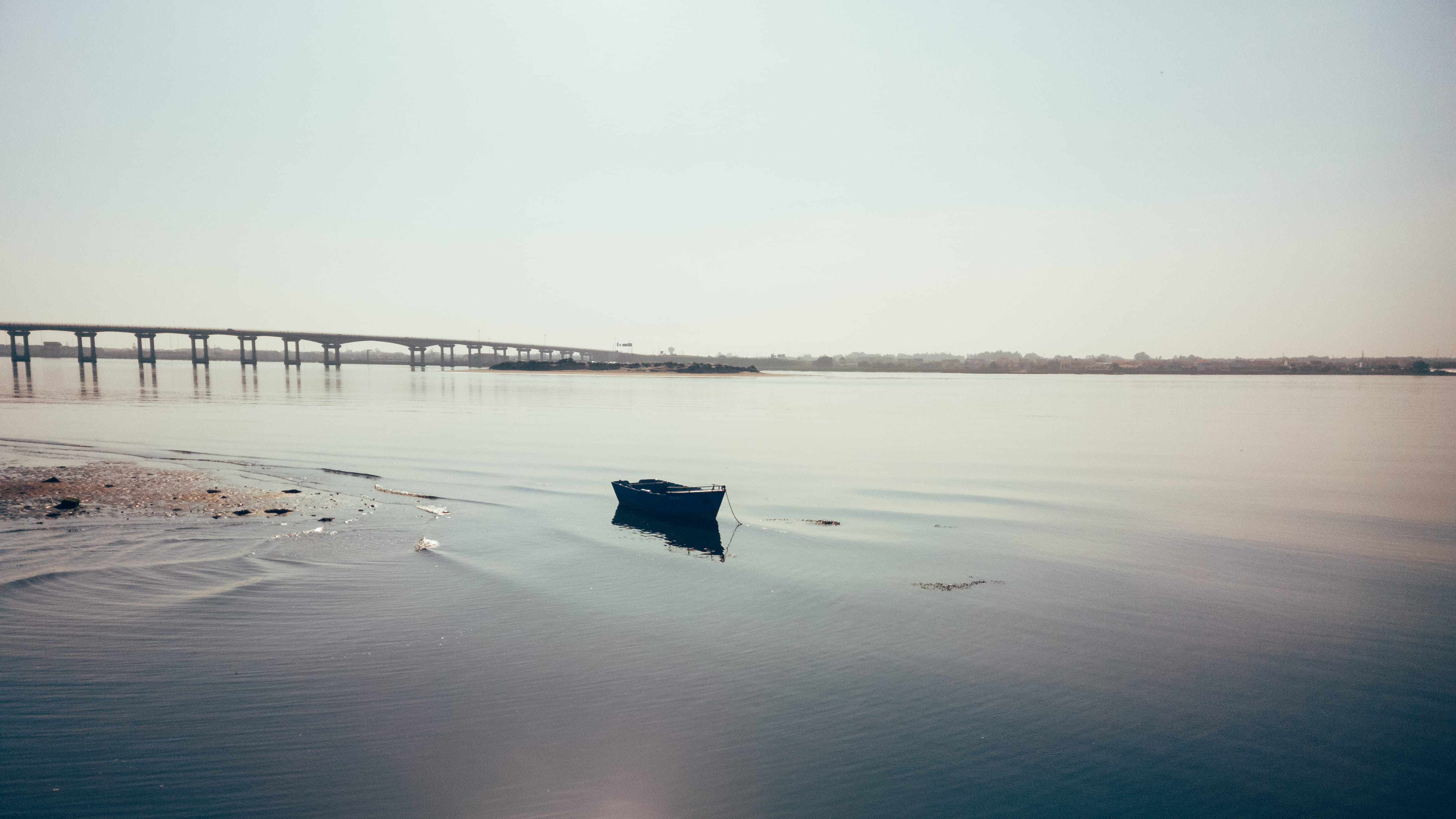 aveiro, oceanscape, mode of transportation, boat, reflection, 4K, sky, beauty in nature, river, day, copy space, tranquility, outdoors, floating on water, HD Wallpaper