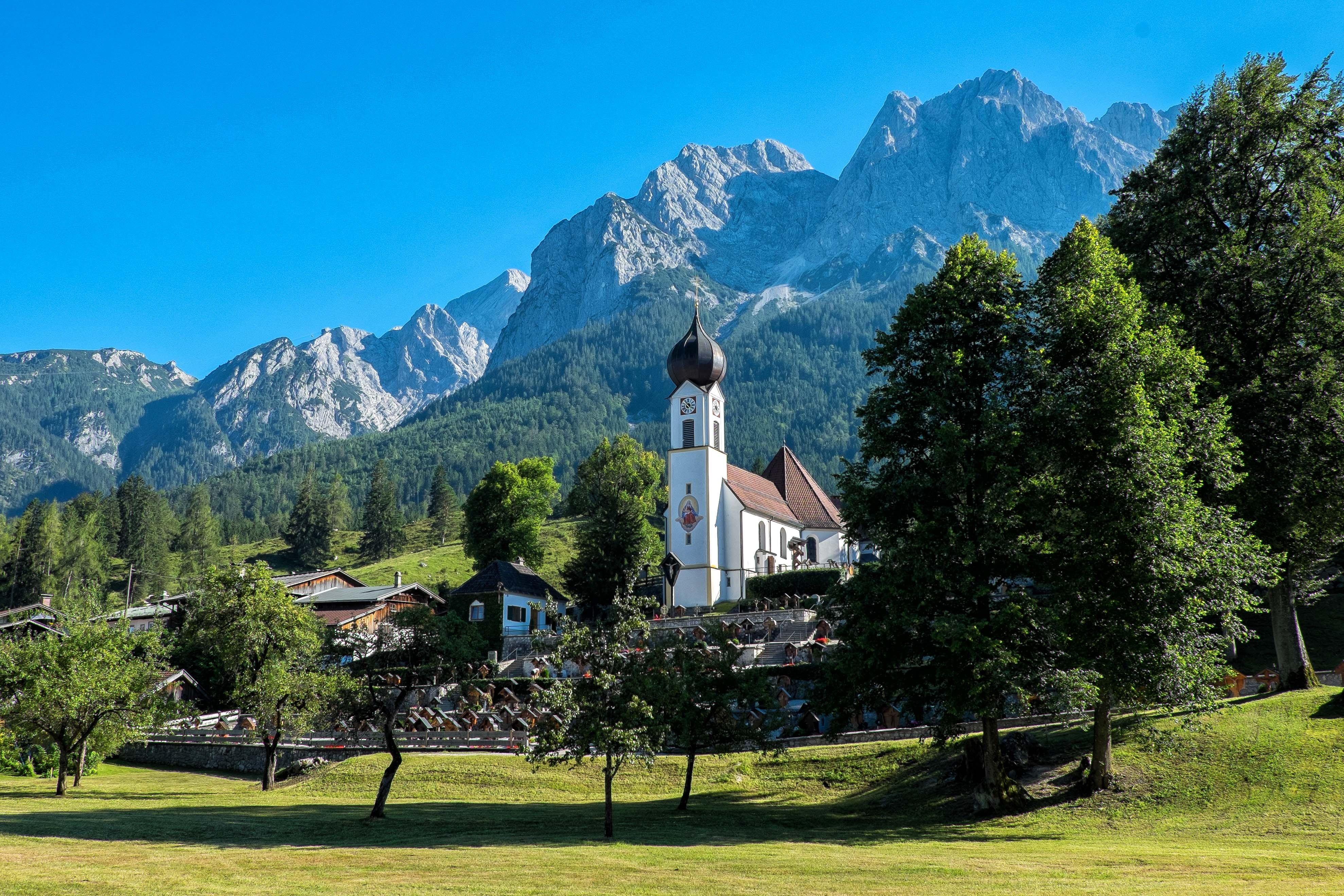 summer, built structure, building exterior, scenic, outdoors, sunlight, house, sky, day, bavaria, church, nature, architecture, mountain, building, grass, HD Wallpaper
