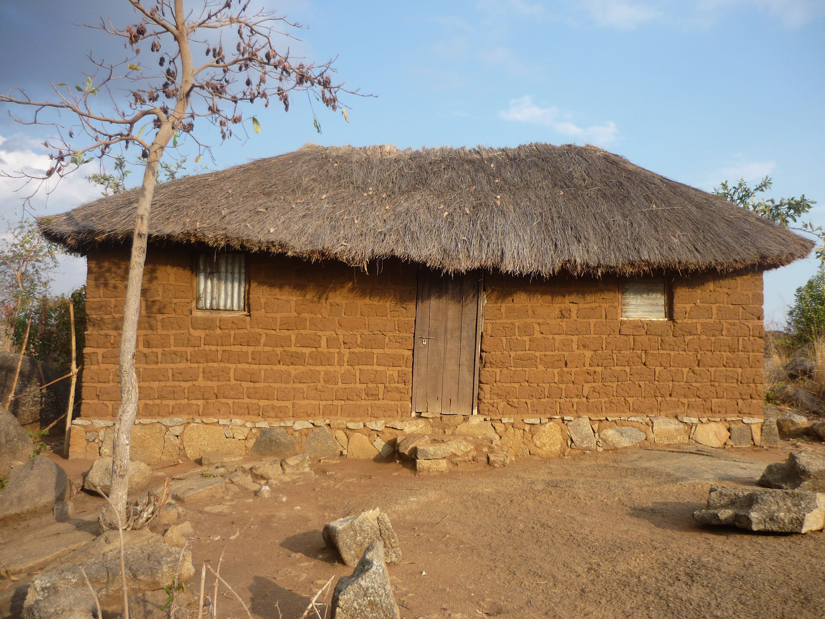 Brick, 2K, outdoors, landscape, house, residential district, tanzania, sky, africa, village, building, no people, building exterior, Thatched Roof, mwanza, HD Wallpaper