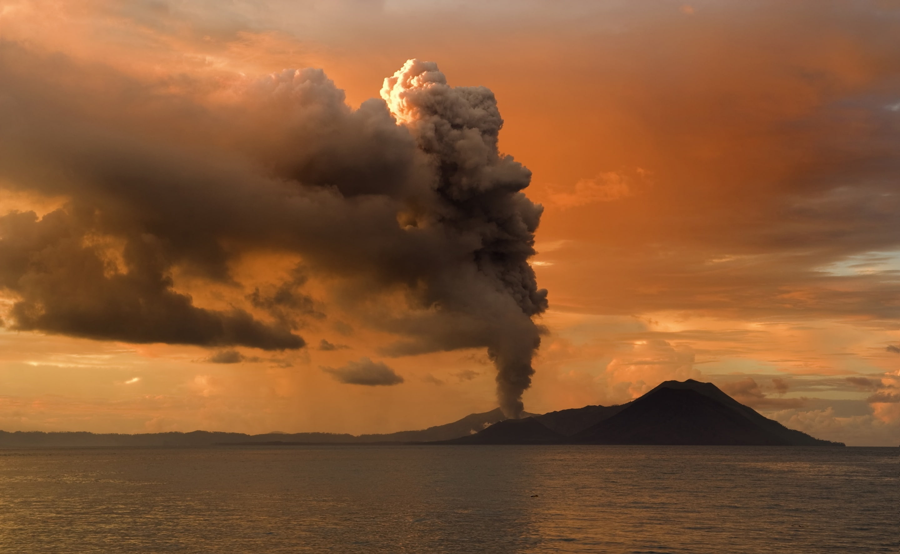 new guinea, geology, volcanic, pollution, power, smoke - physical structure, non-urban scene, power in nature, guinea, nature, beauty in nature, volvano, HD Wallpaper