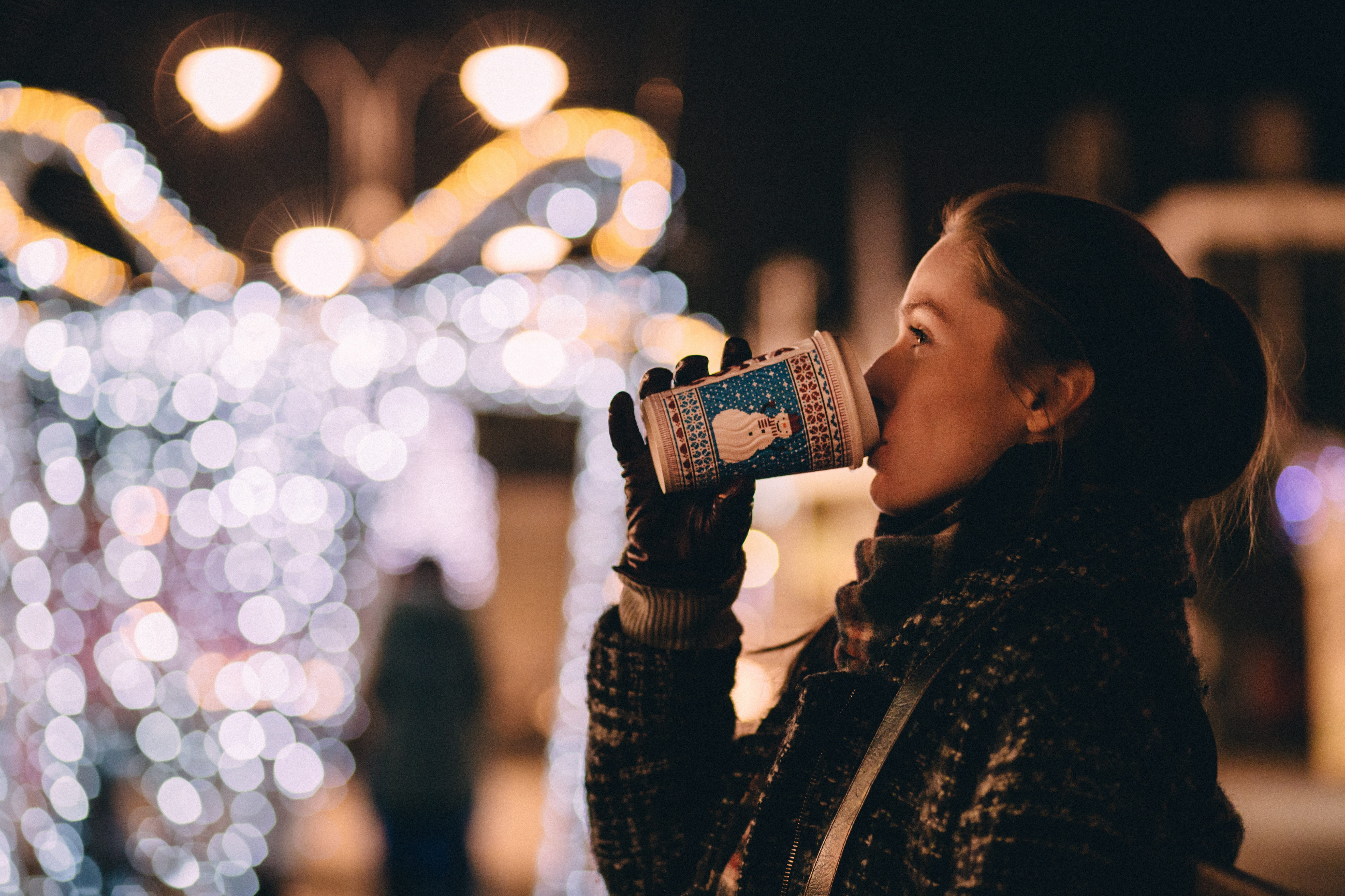 photography themes, portrait, women, drinking, drinks, 5K, people, smiling, christmas, coffee, cold, activity, night, bokeh, drink, focus on foreground, HD Wallpaper