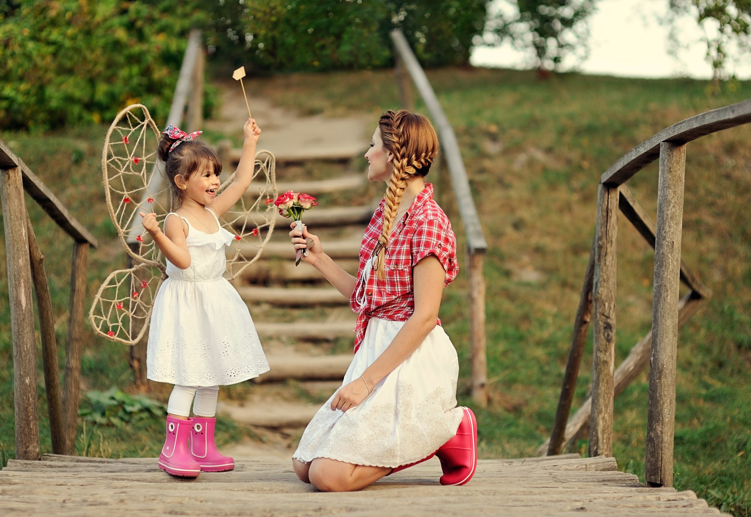 love, girl, bridge, child, 2K, mother, HD Wallpaper