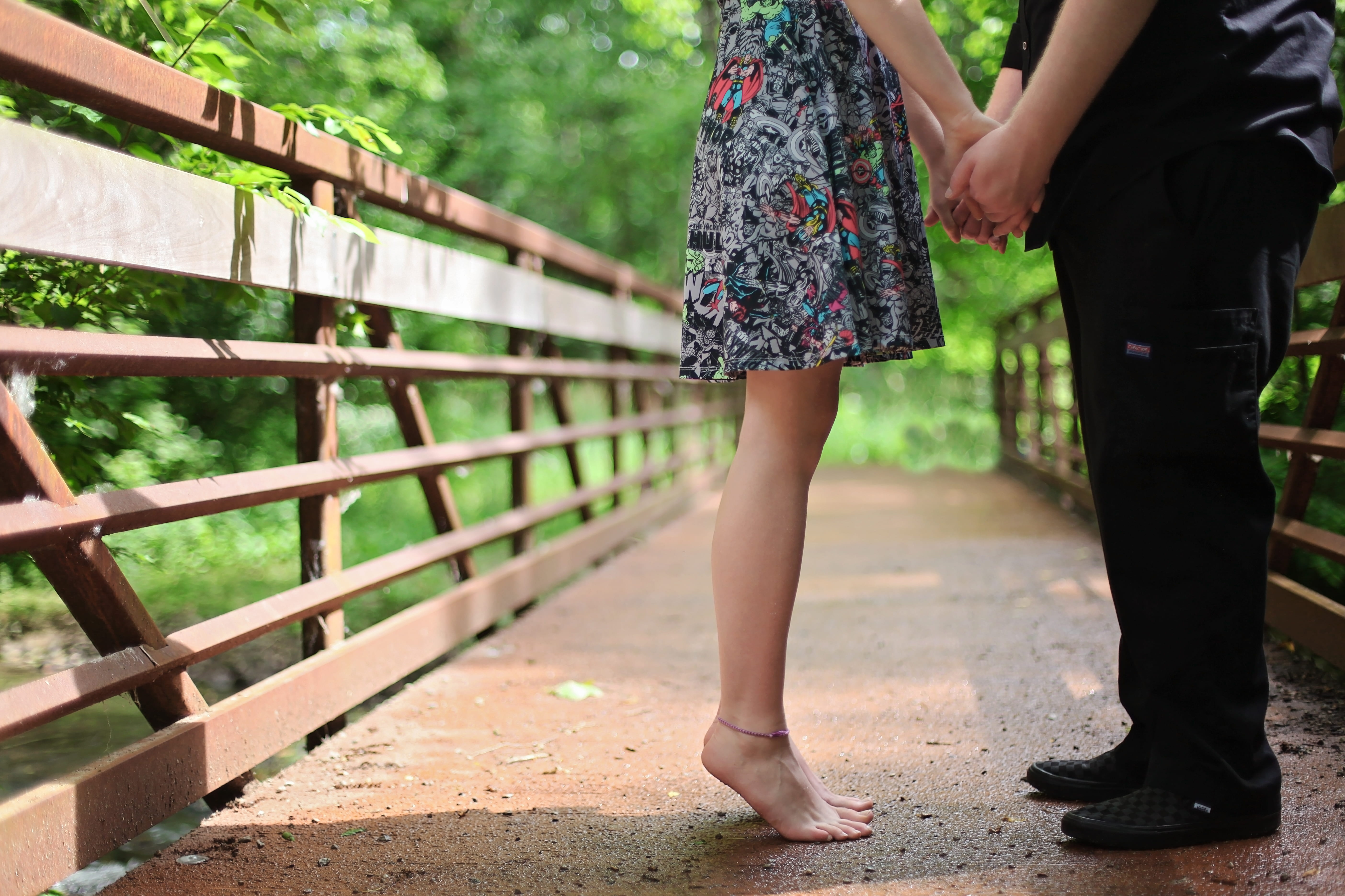 people, lifestyle, romance, leisure, focus, casual clothing, fashion, railing, trees, wear, close-up, women, outdoors, barefoot, walk, focus on foreground, HD Wallpaper