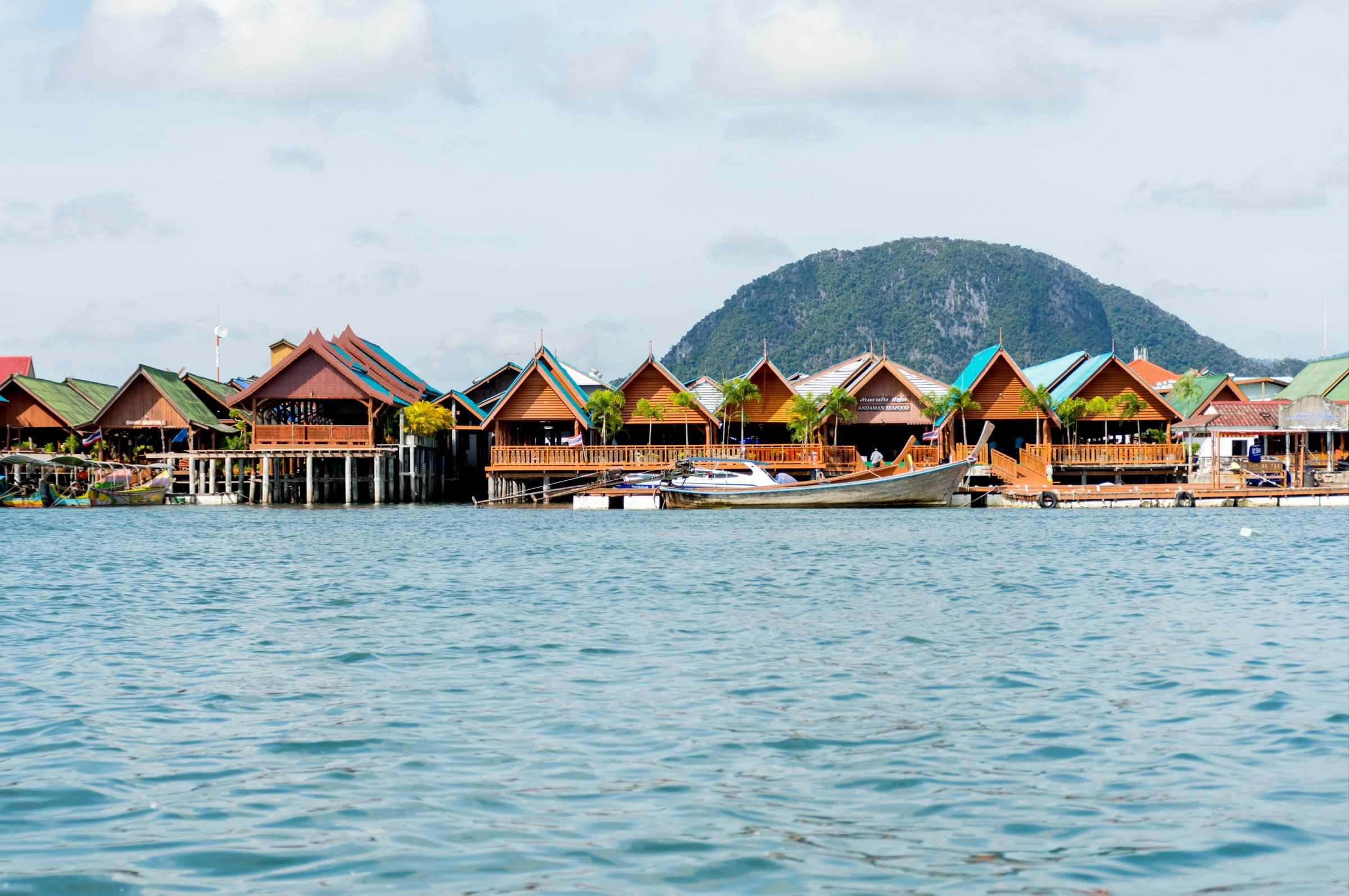 built structure, sunny, stilt house, scenics - nature, James Bond Island, 1080P, phangnga, thatched roof, house, water, the island, outdoors, waterfront, HD Wallpaper