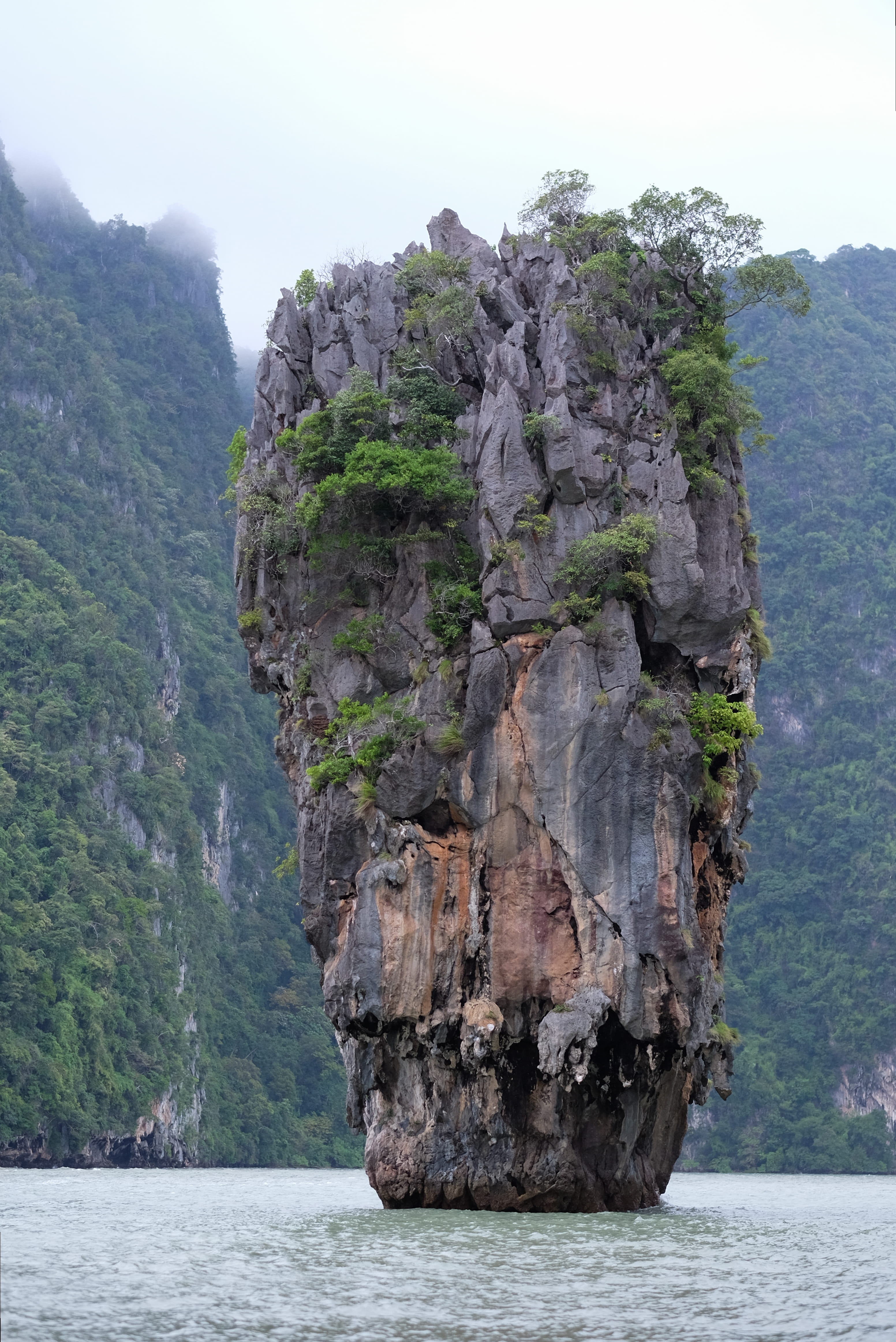eroded, formation, mountain range, tranquil scene, high, day, cliff, 4K, thailand, non-urban scene, mountain, no people, beauty in nature, james bond island, Phone HD Wallpaper