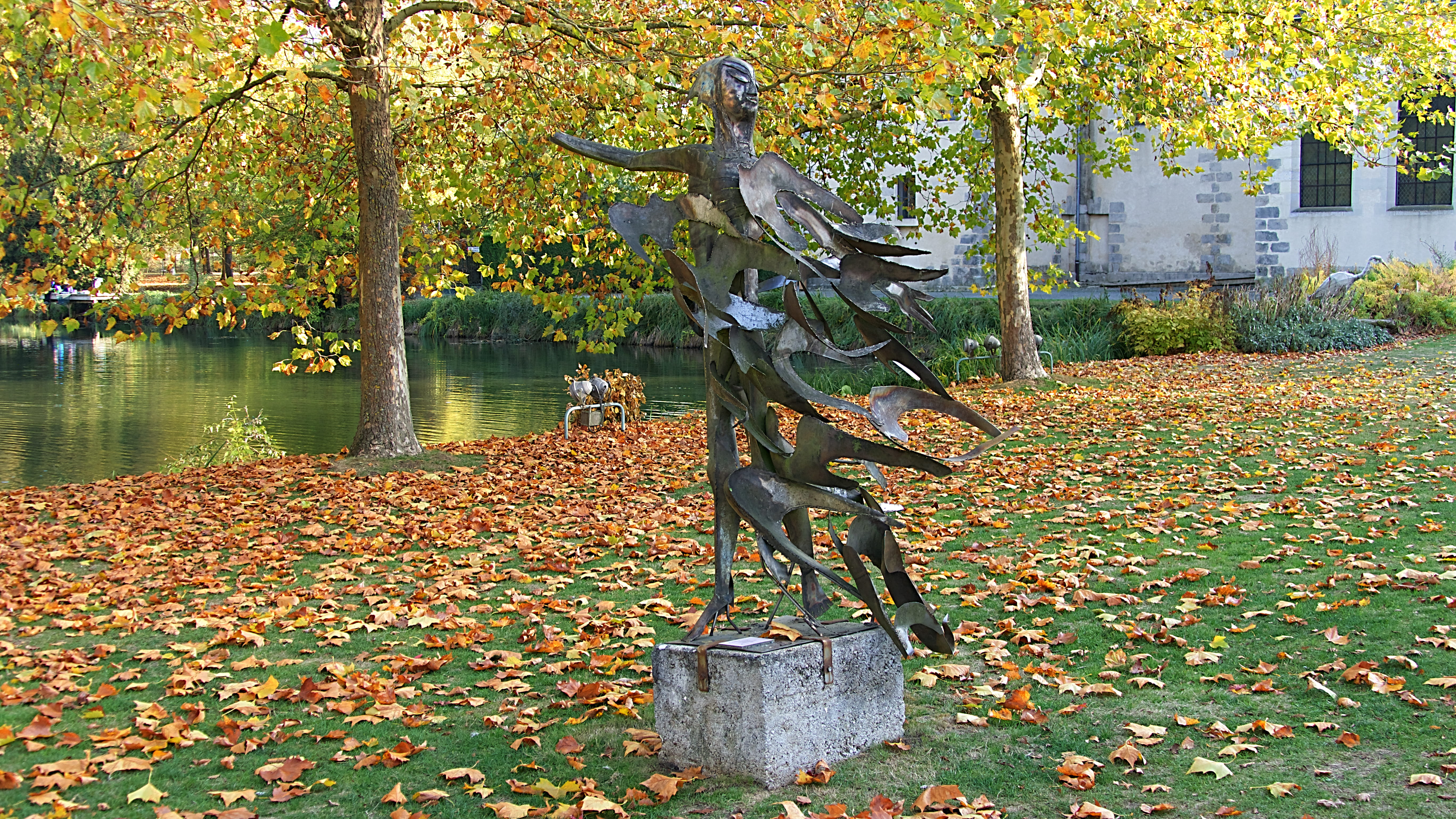 park, change, architecture, autumn, sculpture, animal representation, no people, art and craft, representation, leaf, day, park - man made space, france, HD Wallpaper