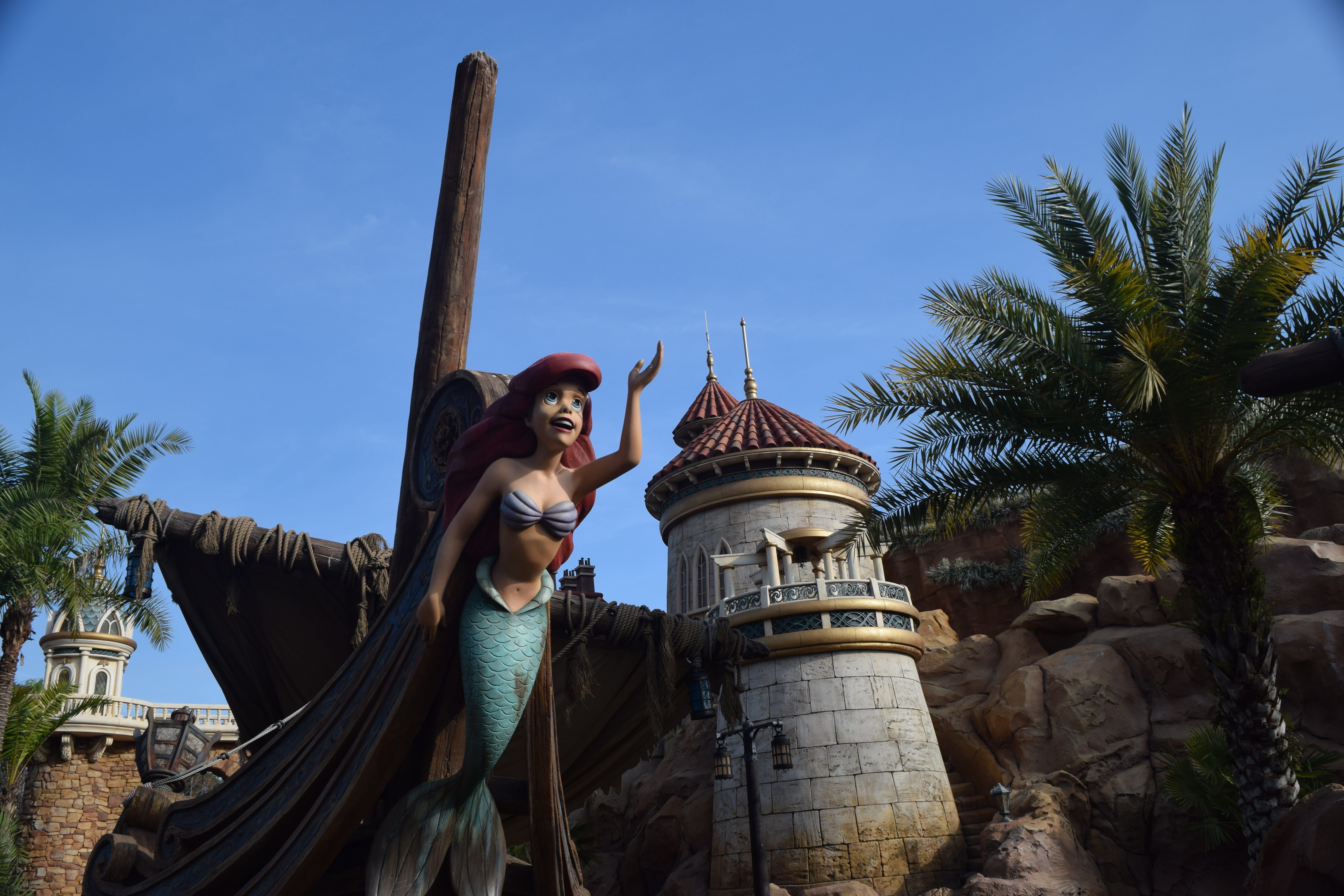 5K, building exterior, no people, architecture, representation, tropical climate, nature, little mermaid, human representation, mermaid, palm tree, sky, HD Wallpaper
