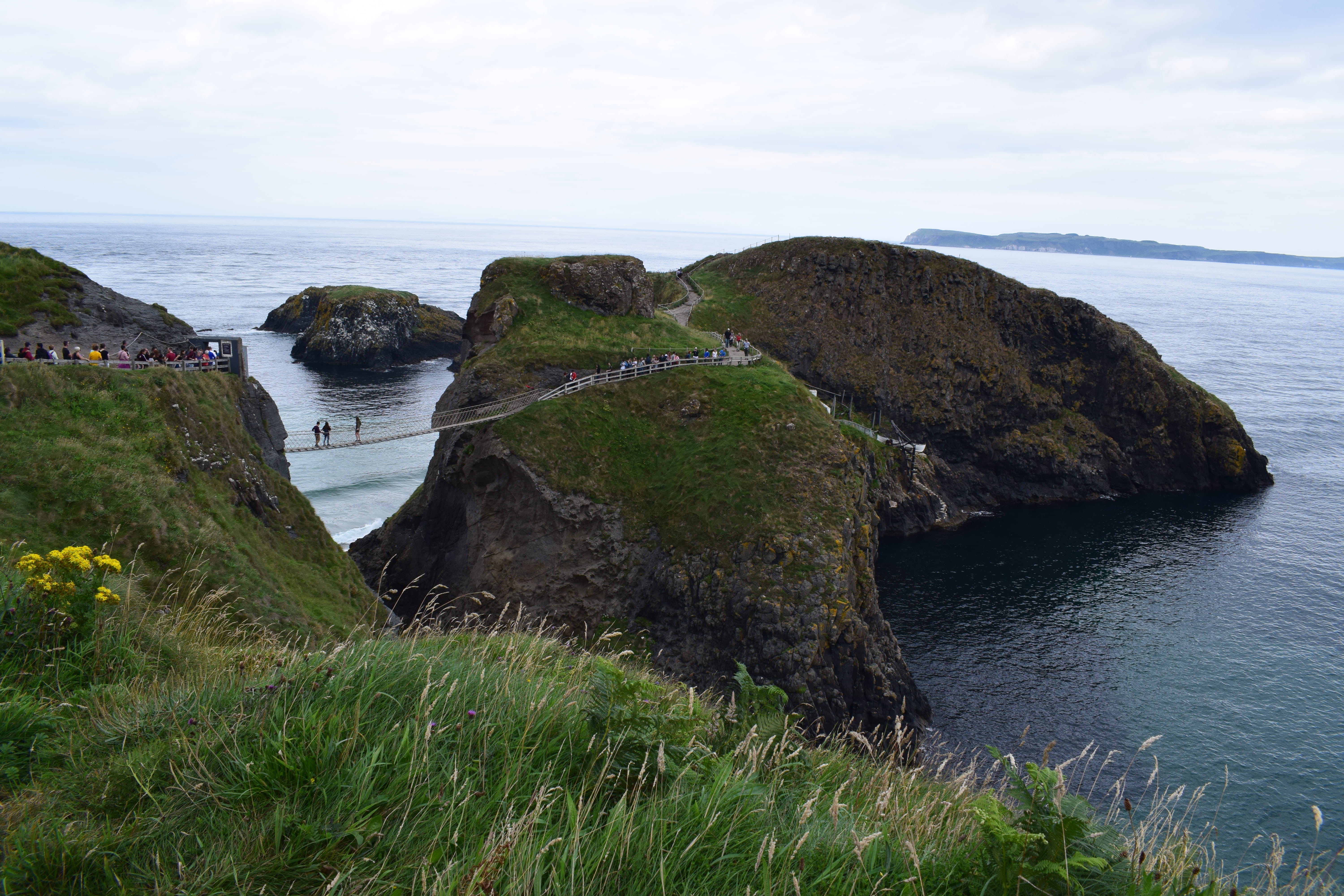 northern ireland, island, 5K, nature, land, outdoors, beauty in nature, water, no people, plant, stack rock, rock, hiking, sea, tranquil scene, beach, HD Wallpaper