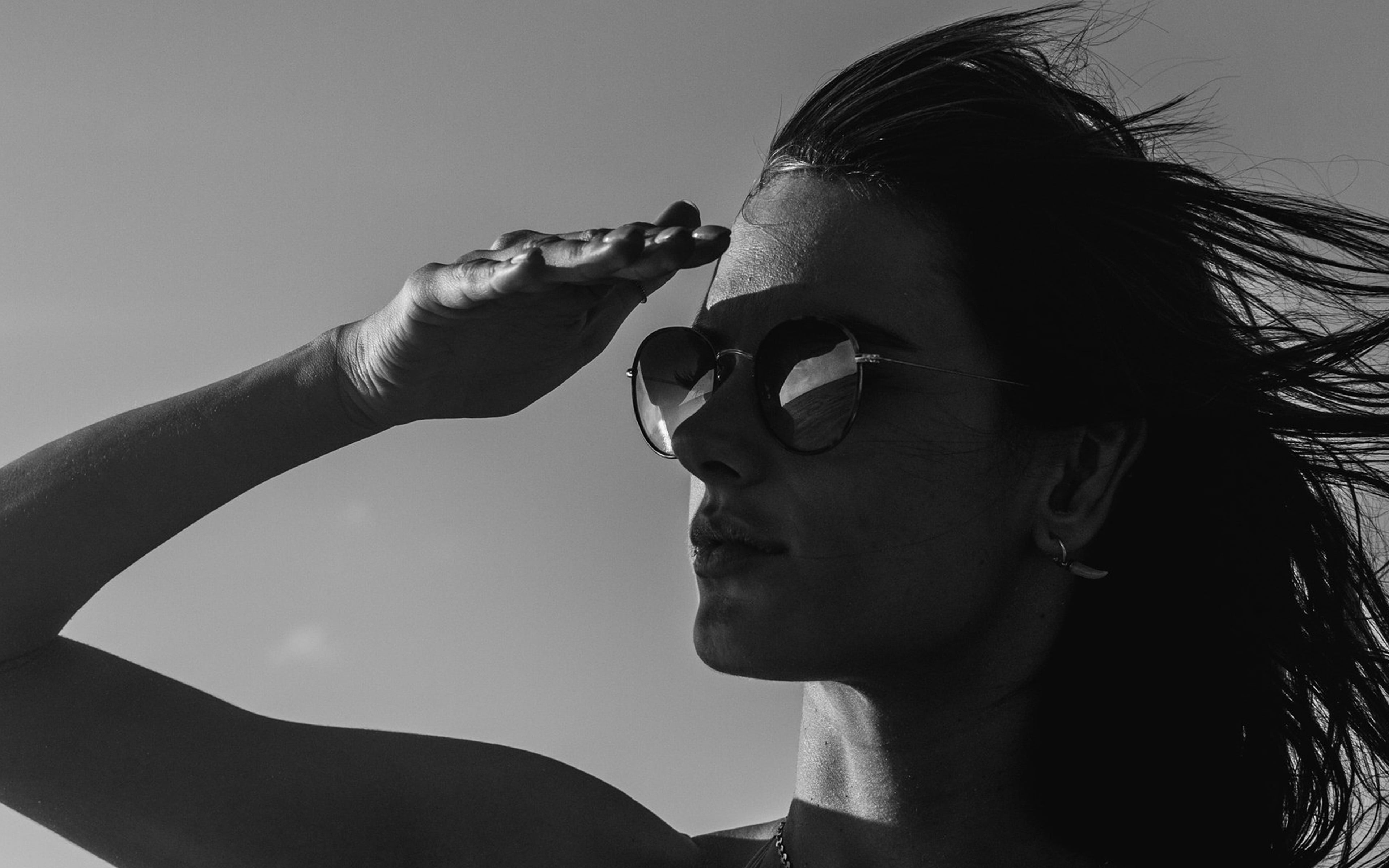 sky, portrait, nature, victoria, contemplation, sunglasses, looking, young adult, close-up, beach, adult, one person, model, indoors, dark, real people, HD Wallpaper