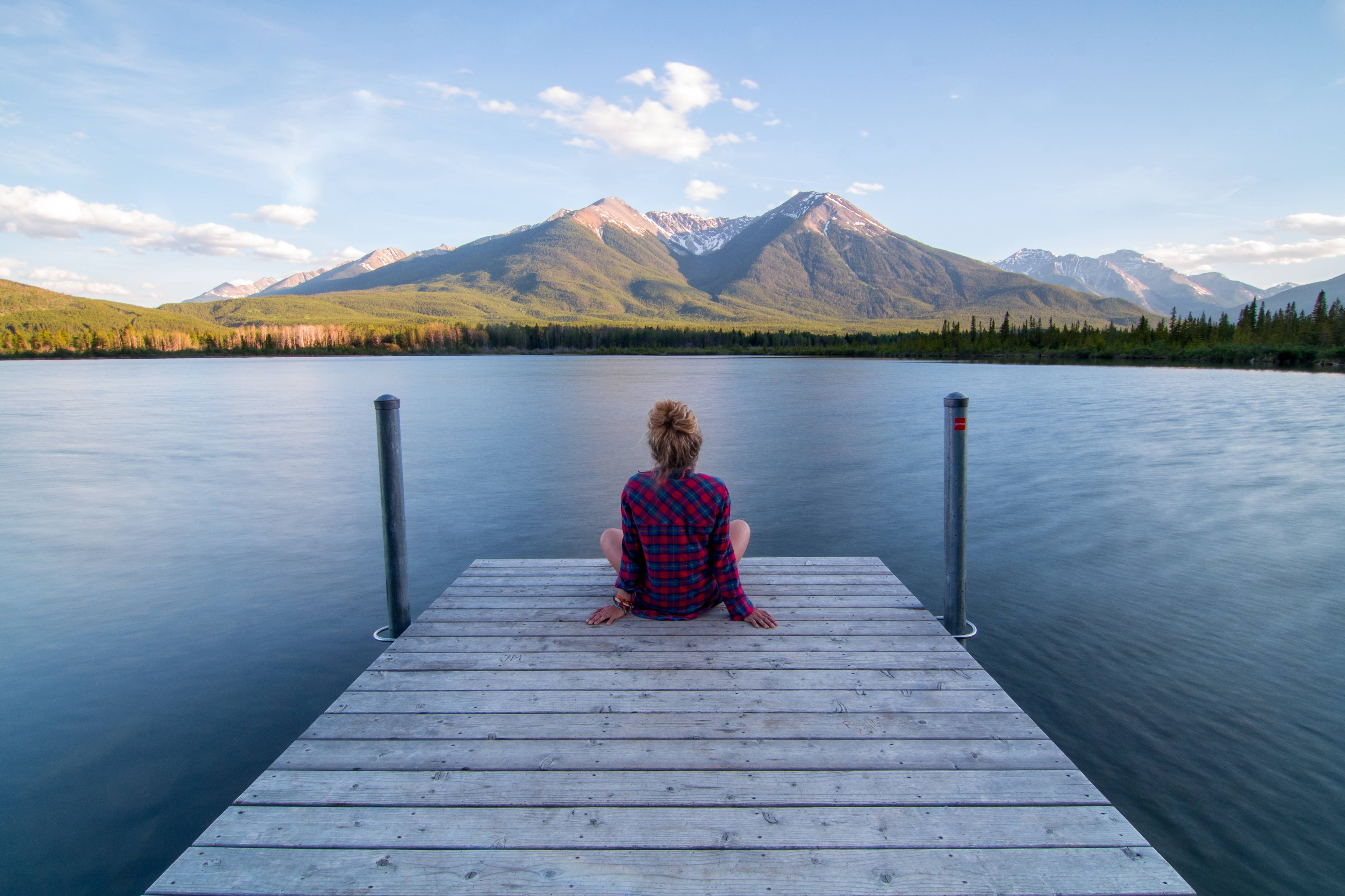 jetty, landscape, woman, dock, 5K, relaxing, sitting, lake, HD Wallpaper