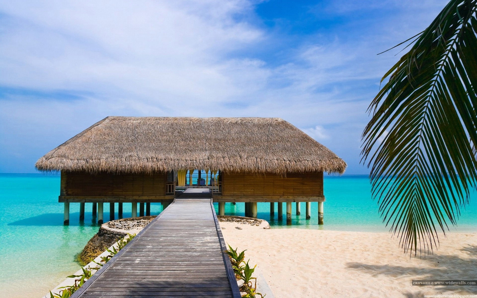 sand, hotel, azure, turquoise Colored, roof, tourist Resort, blue, sea, jetty, exoticism, sunlight, journey, hut, thatched roof, beauty, land, brown, cloud - sky, HD Wallpaper